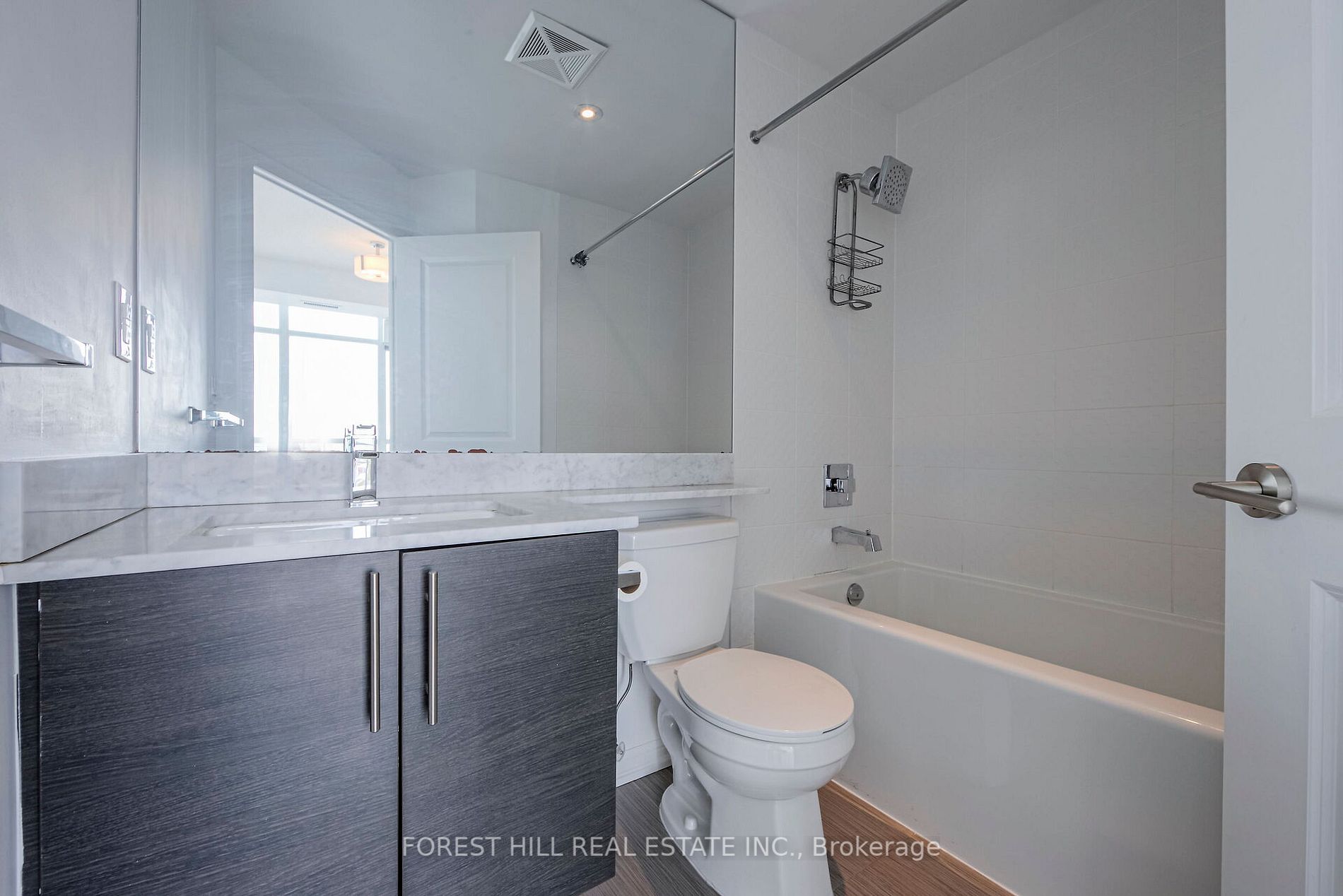 125 Western Battery Rd, #2213