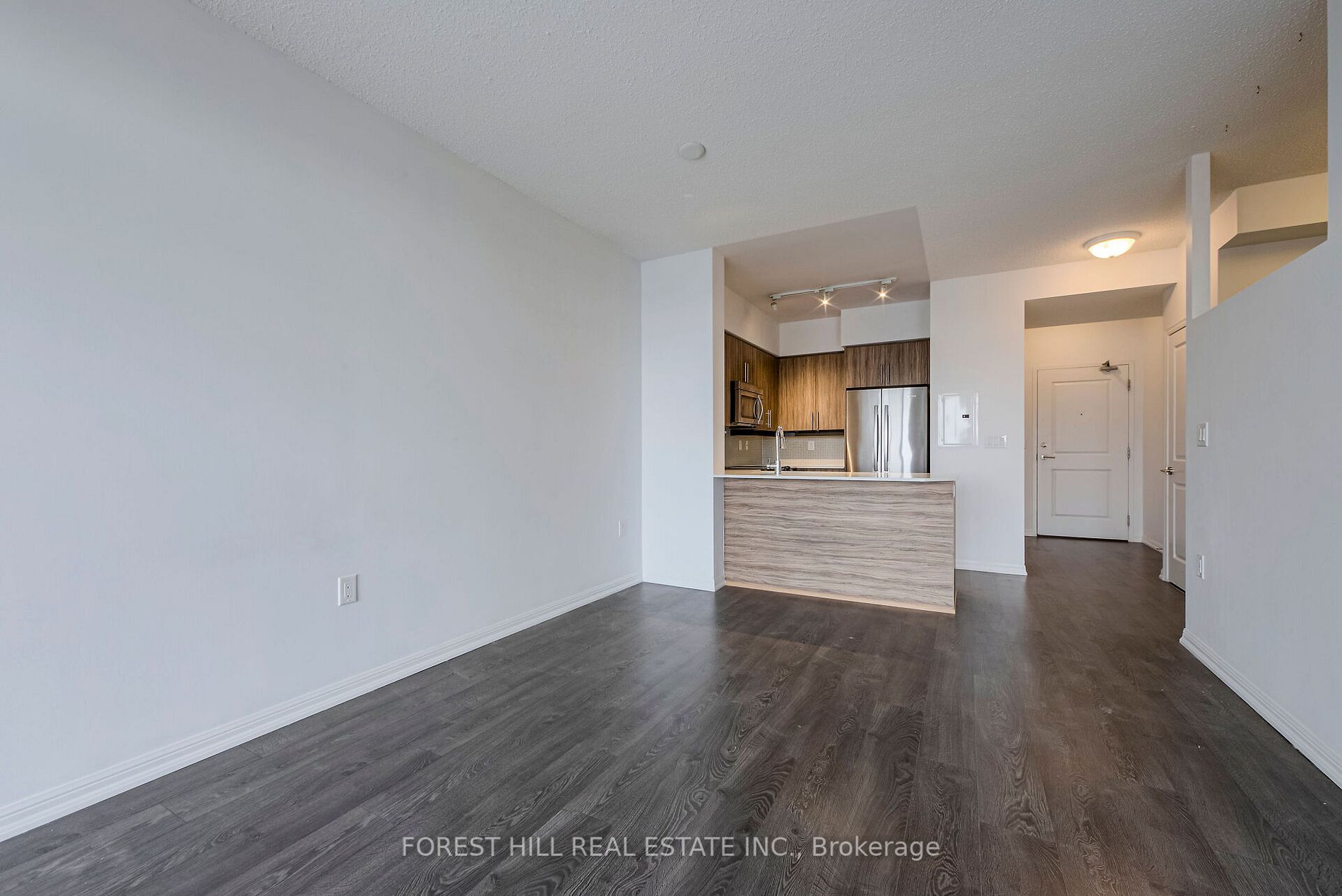 125 Western Battery Rd, #2213
