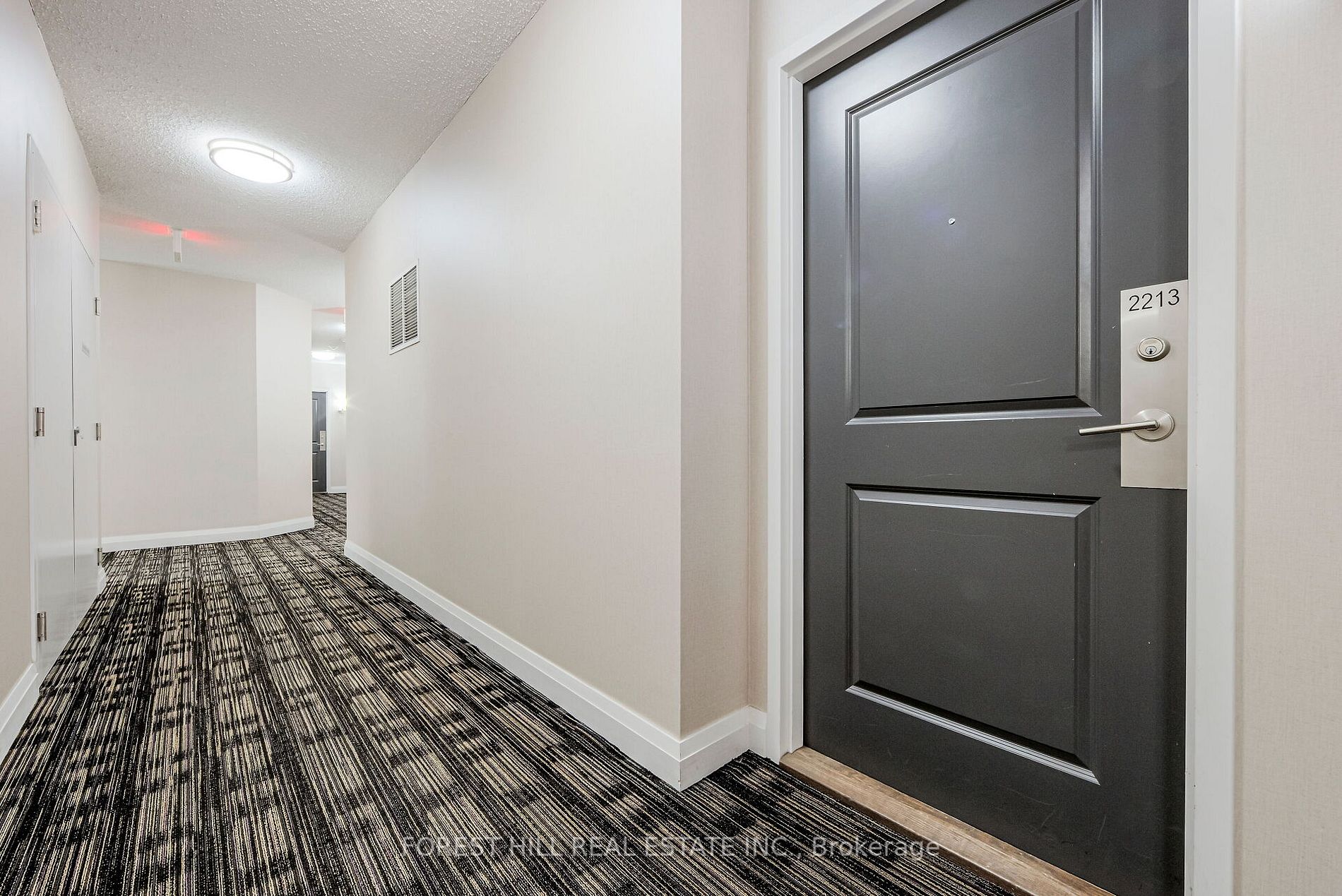 125 Western Battery Rd, #2213