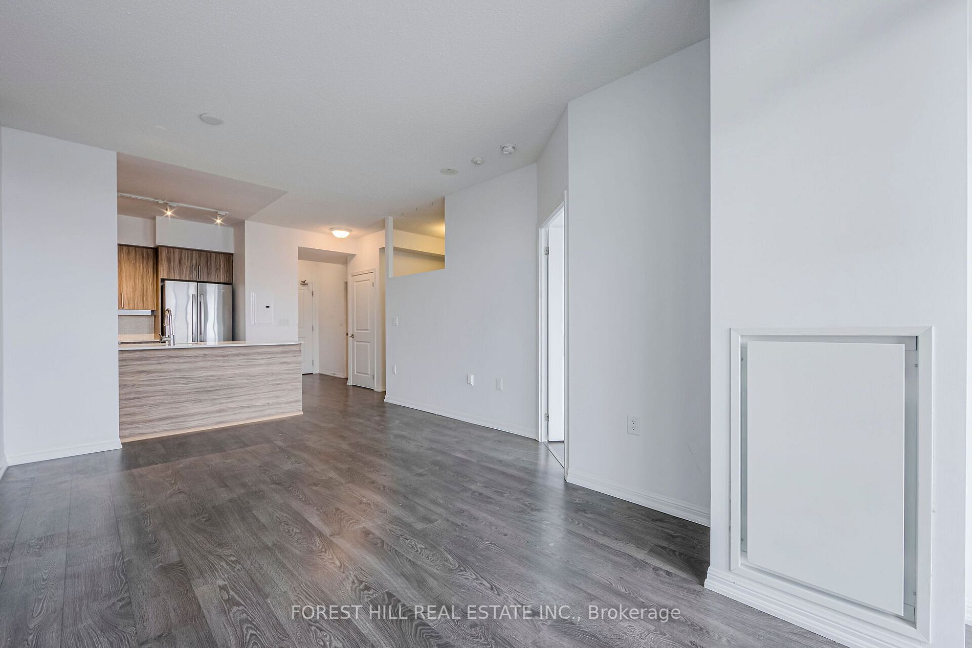 125 Western Battery Rd, #2213