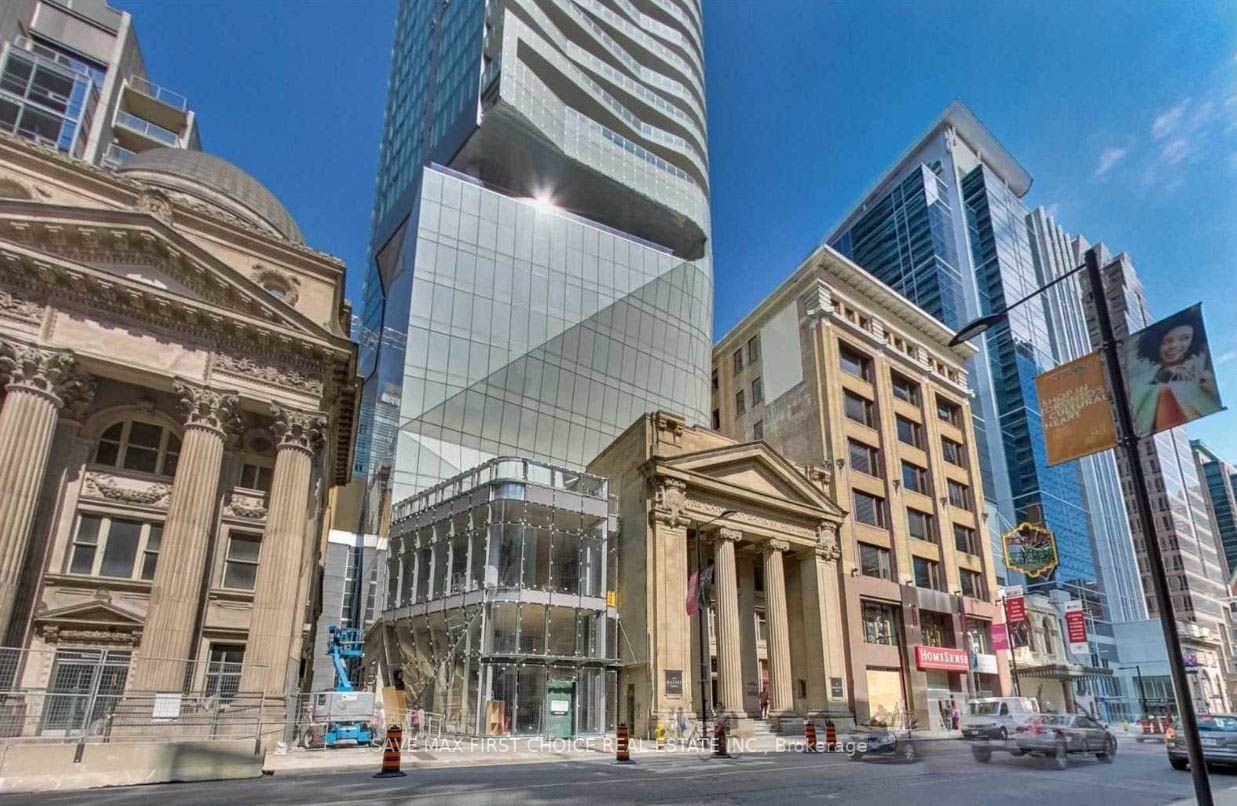 197 Yonge St, #5102