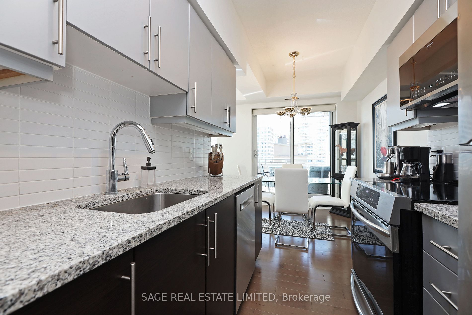 83 Redpath Ave, #1507