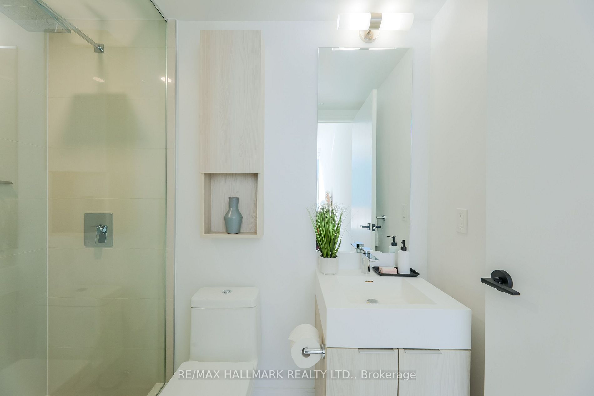 35 Rolling Mills Rd, #S449