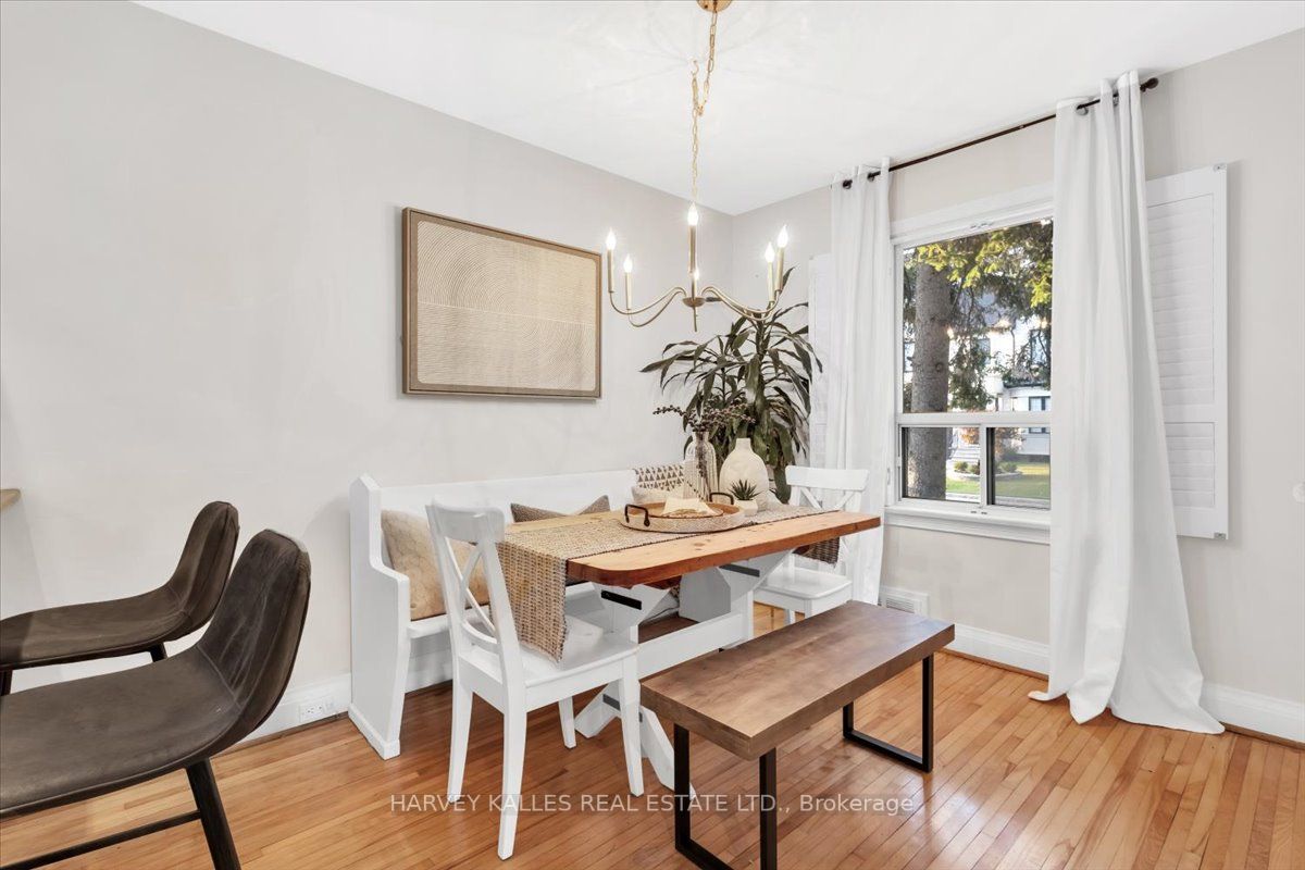 27 Craigmore Crescent