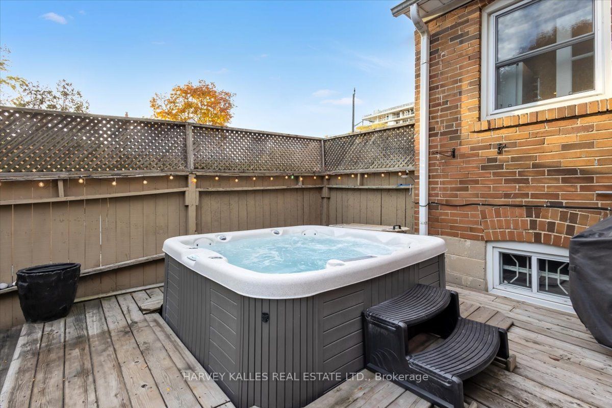 27 Craigmore Crescent