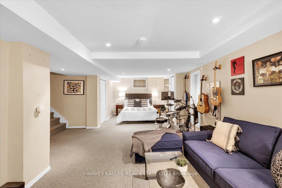 27 Craigmore Crescent