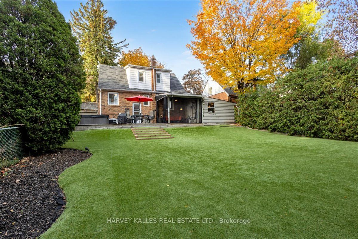 27 Craigmore Crescent