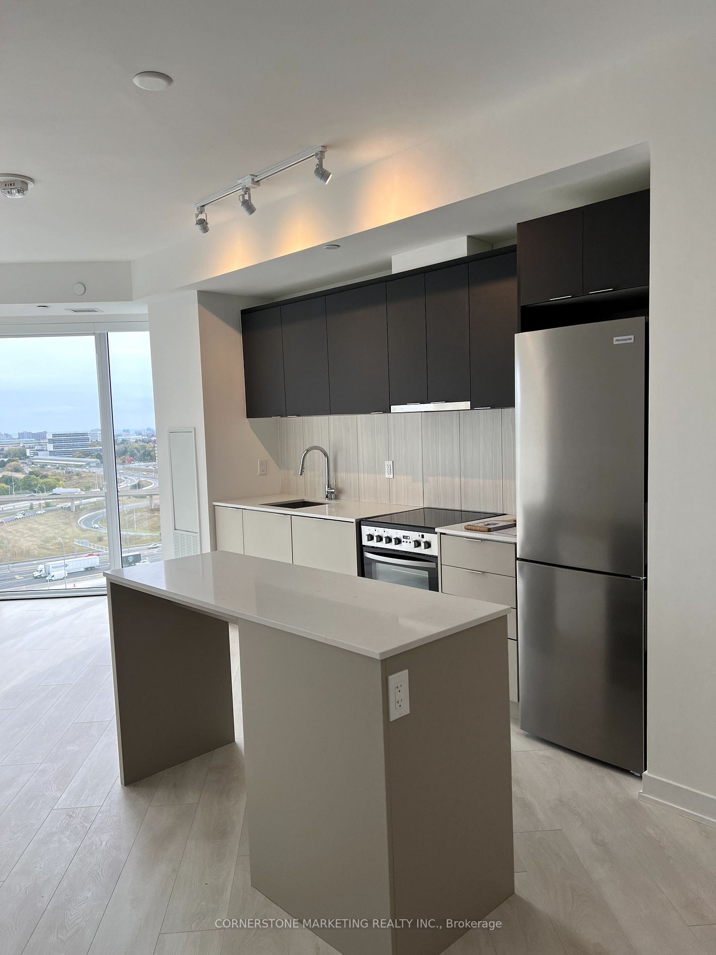 8 TIPPETT Road #1505