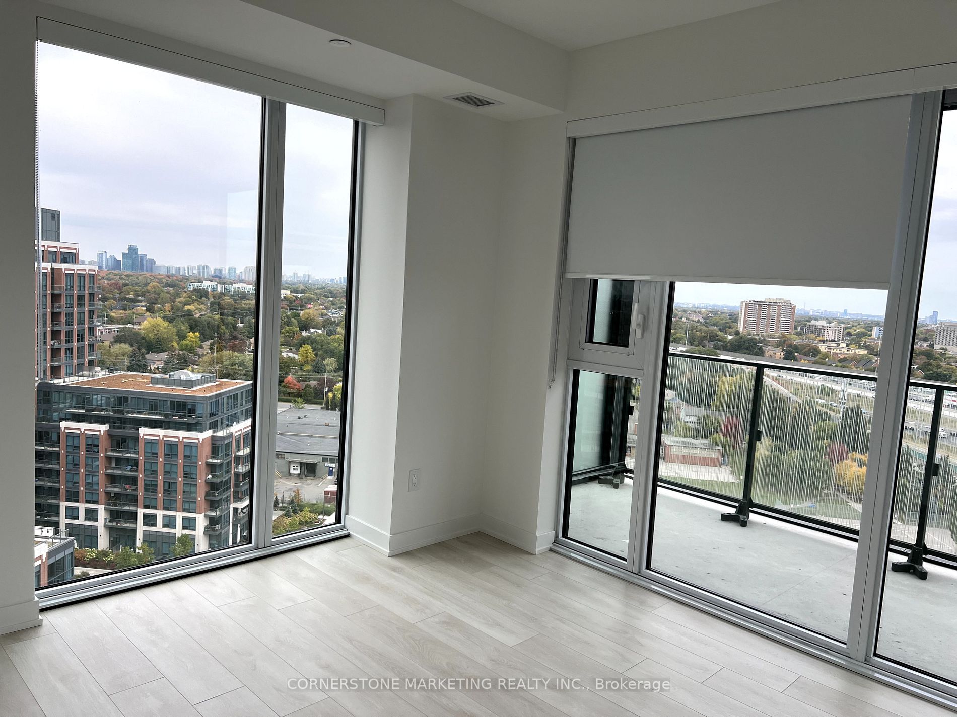 8 TIPPETT Road #1505