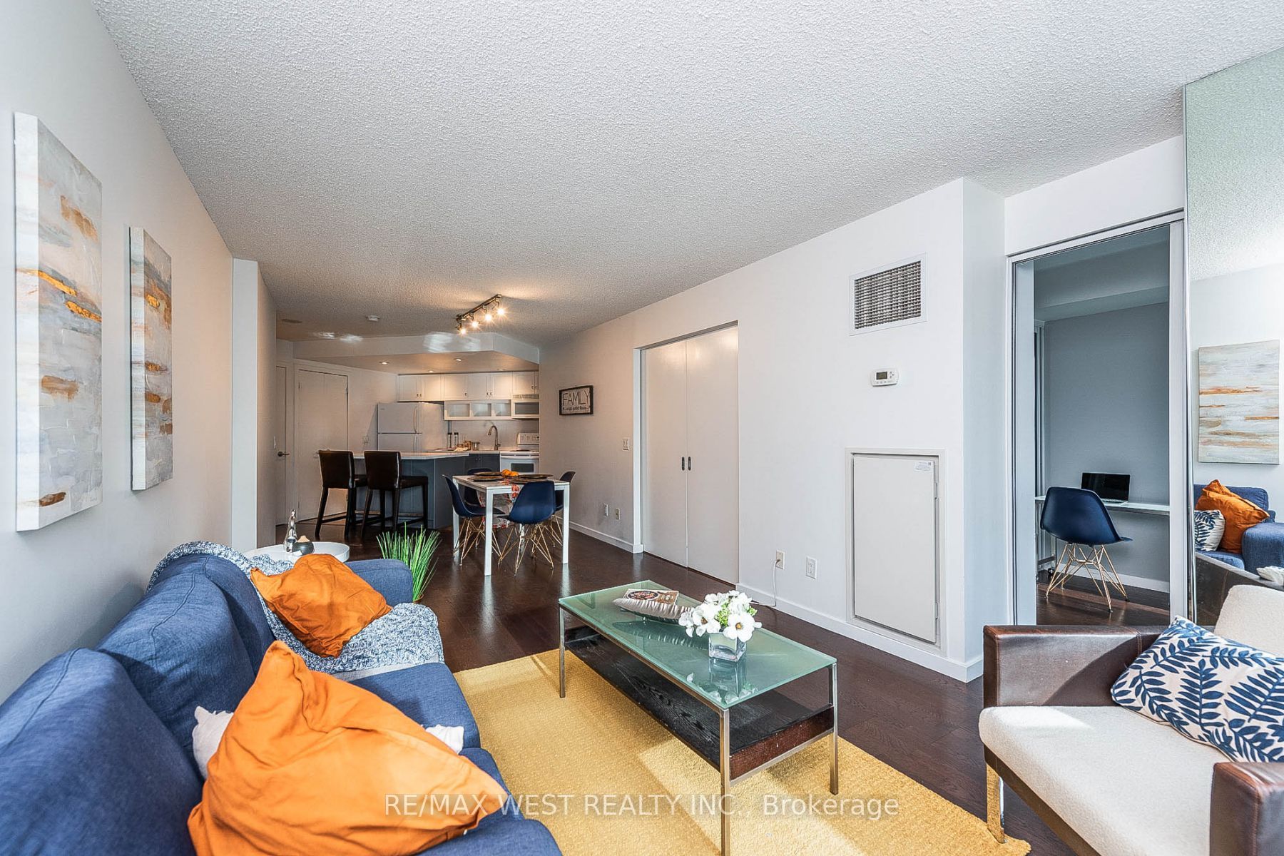 8 York St, #603