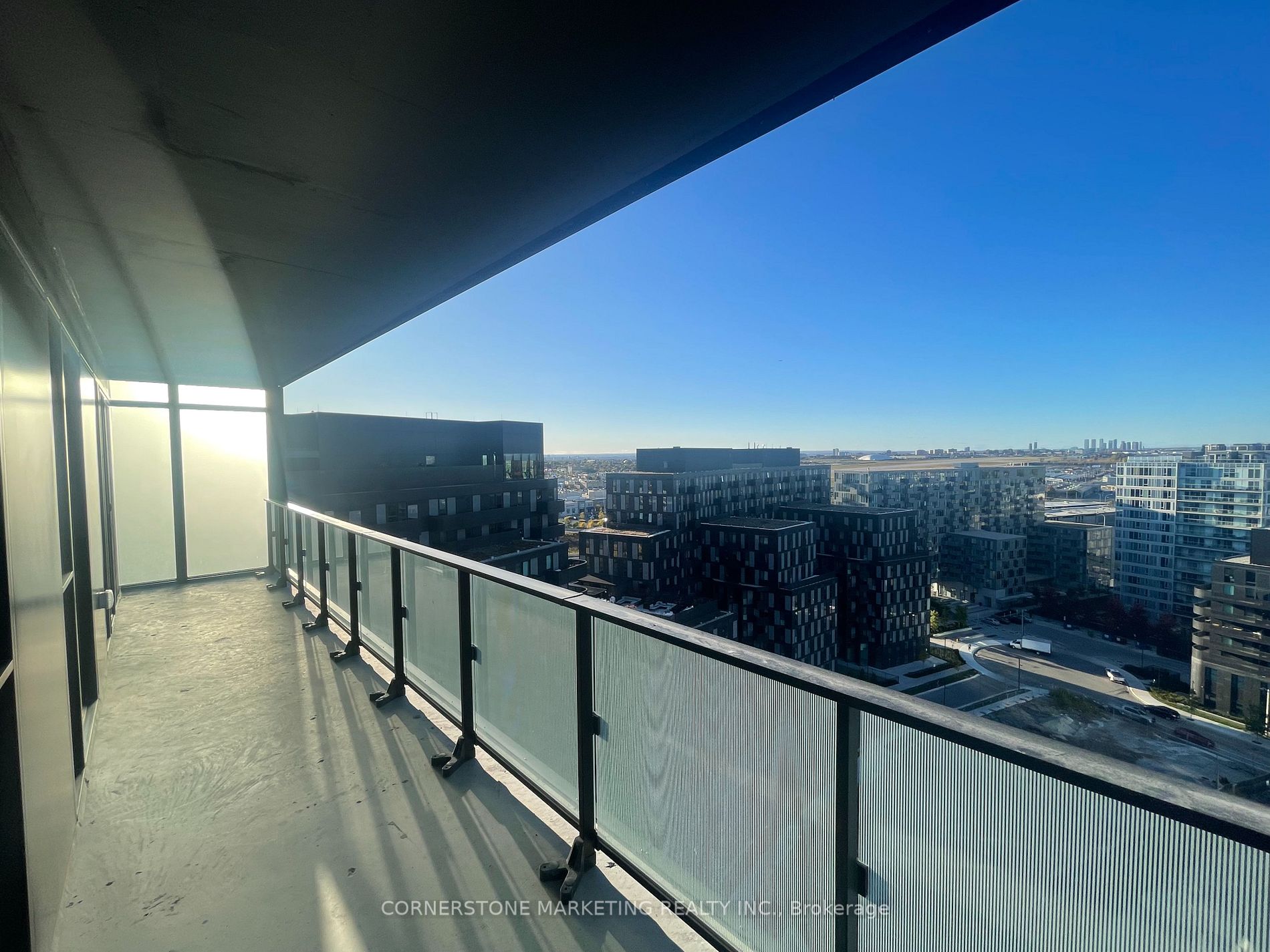 8 Tippett Rd, #1510