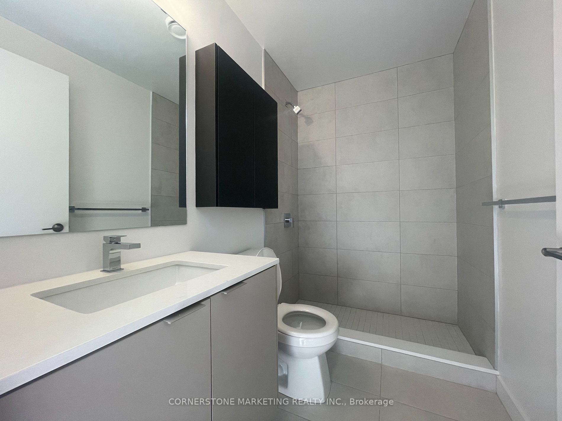 8 Tippett Rd, #1510