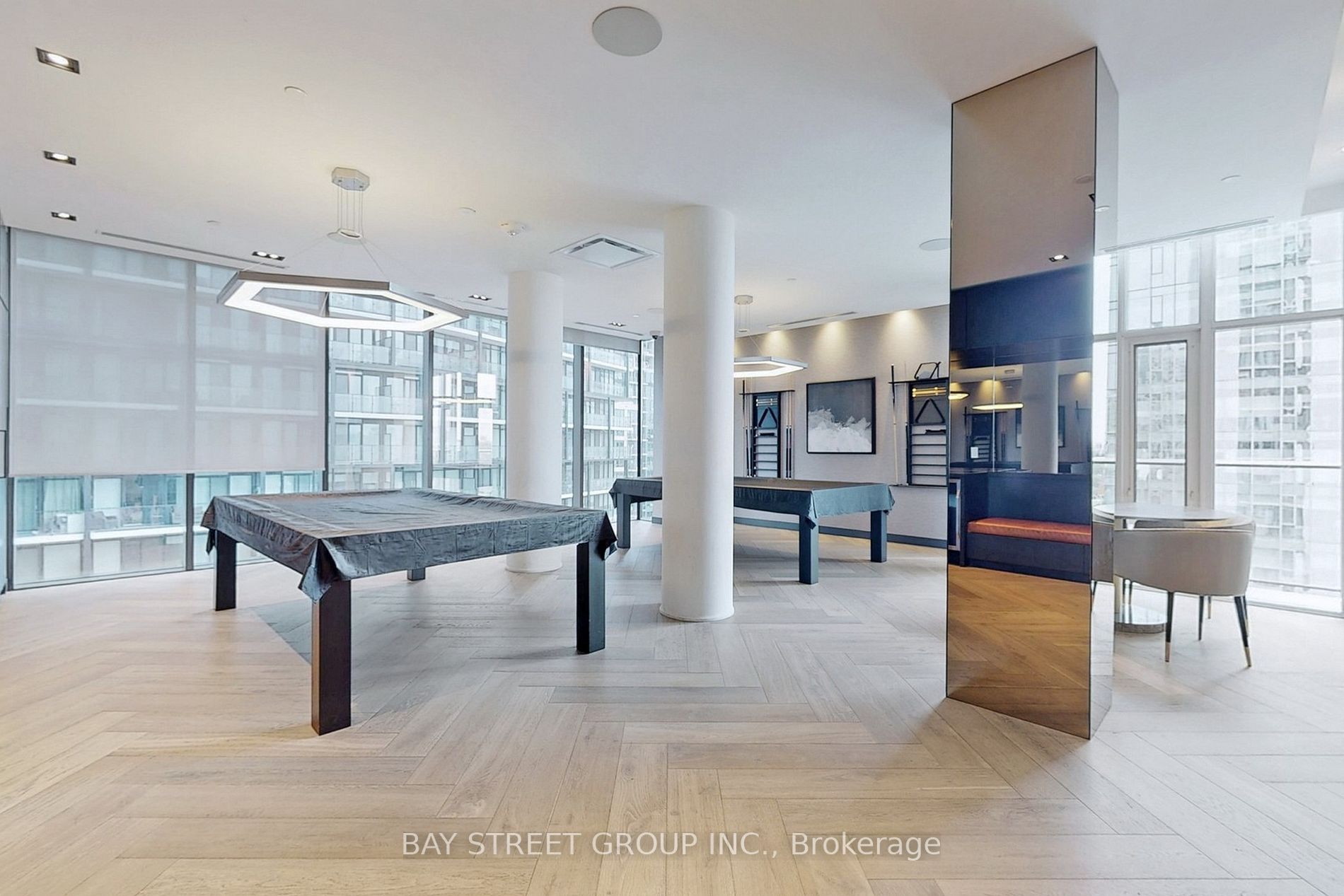 330 Richmond St, #1103