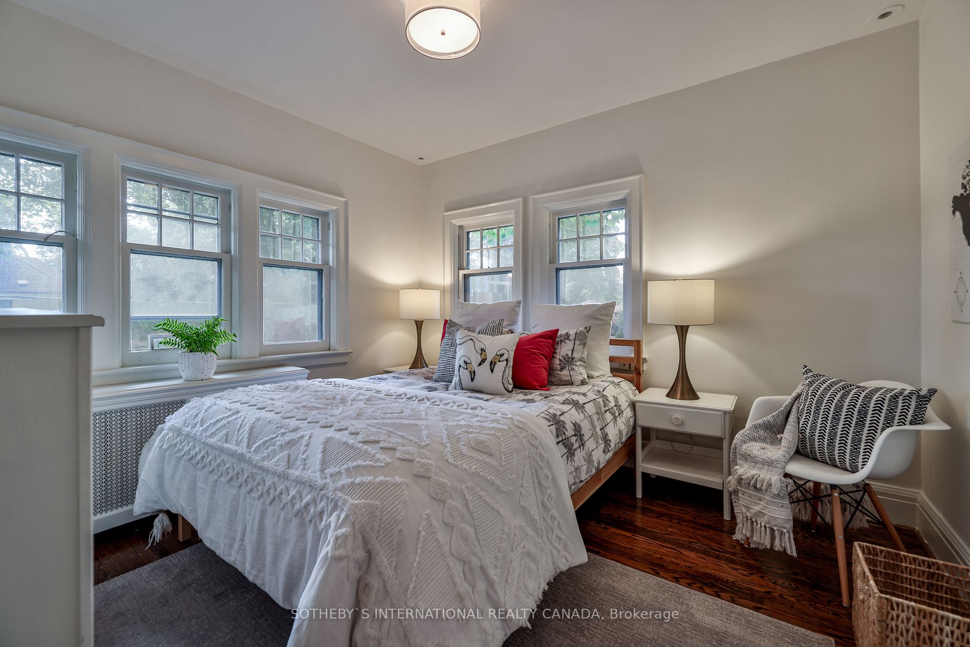 90 Highbourne Rd