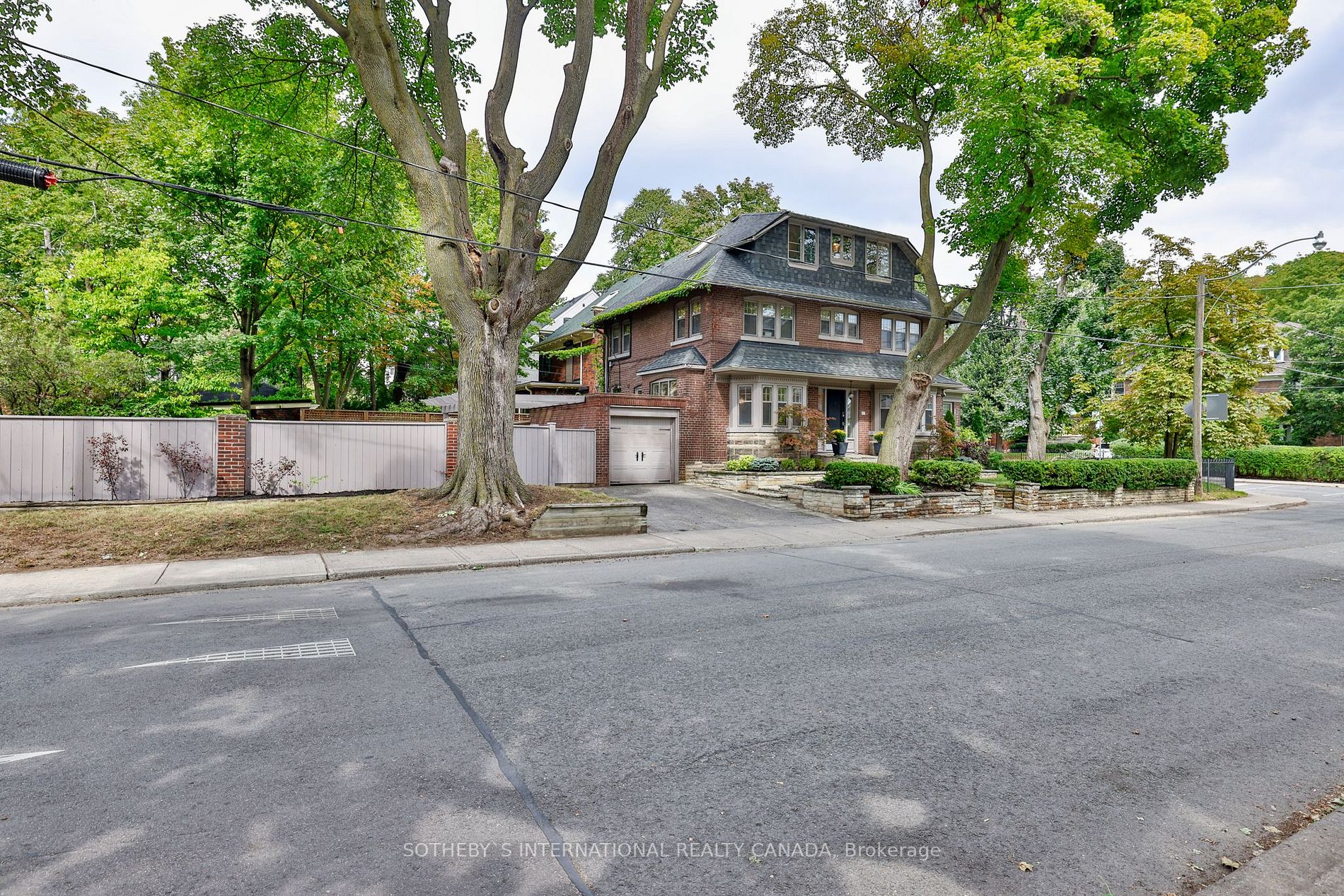 90 Highbourne Rd