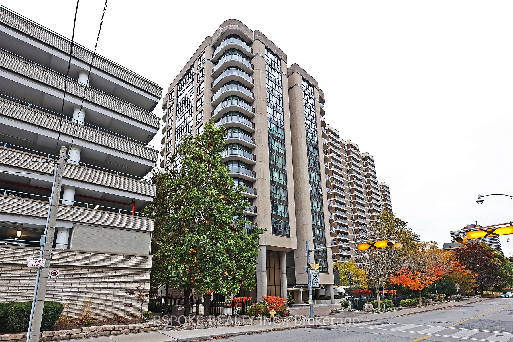 40 Rosehill Ave, #701