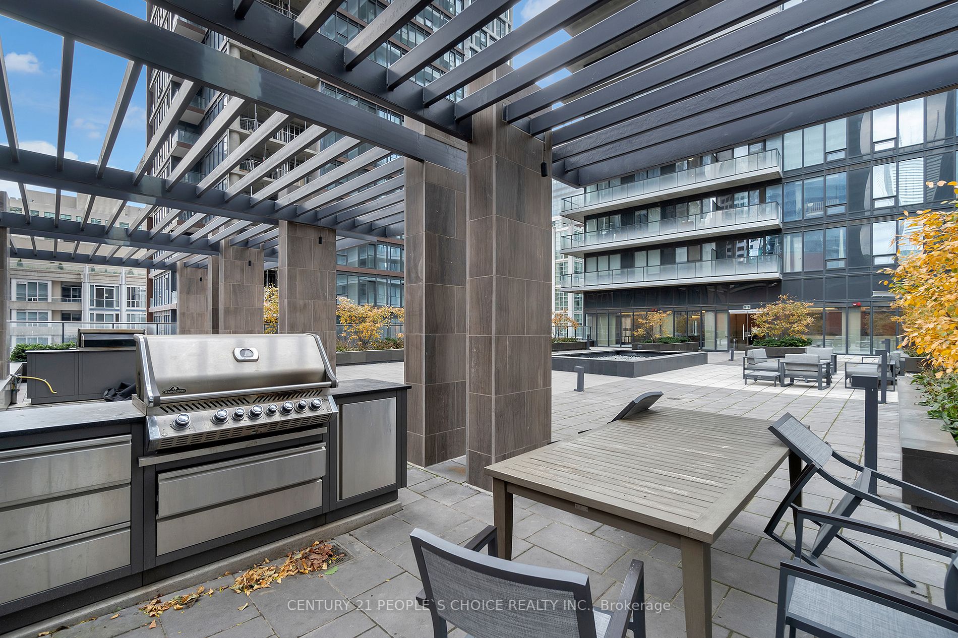 115 Blue Jays Way, #1101