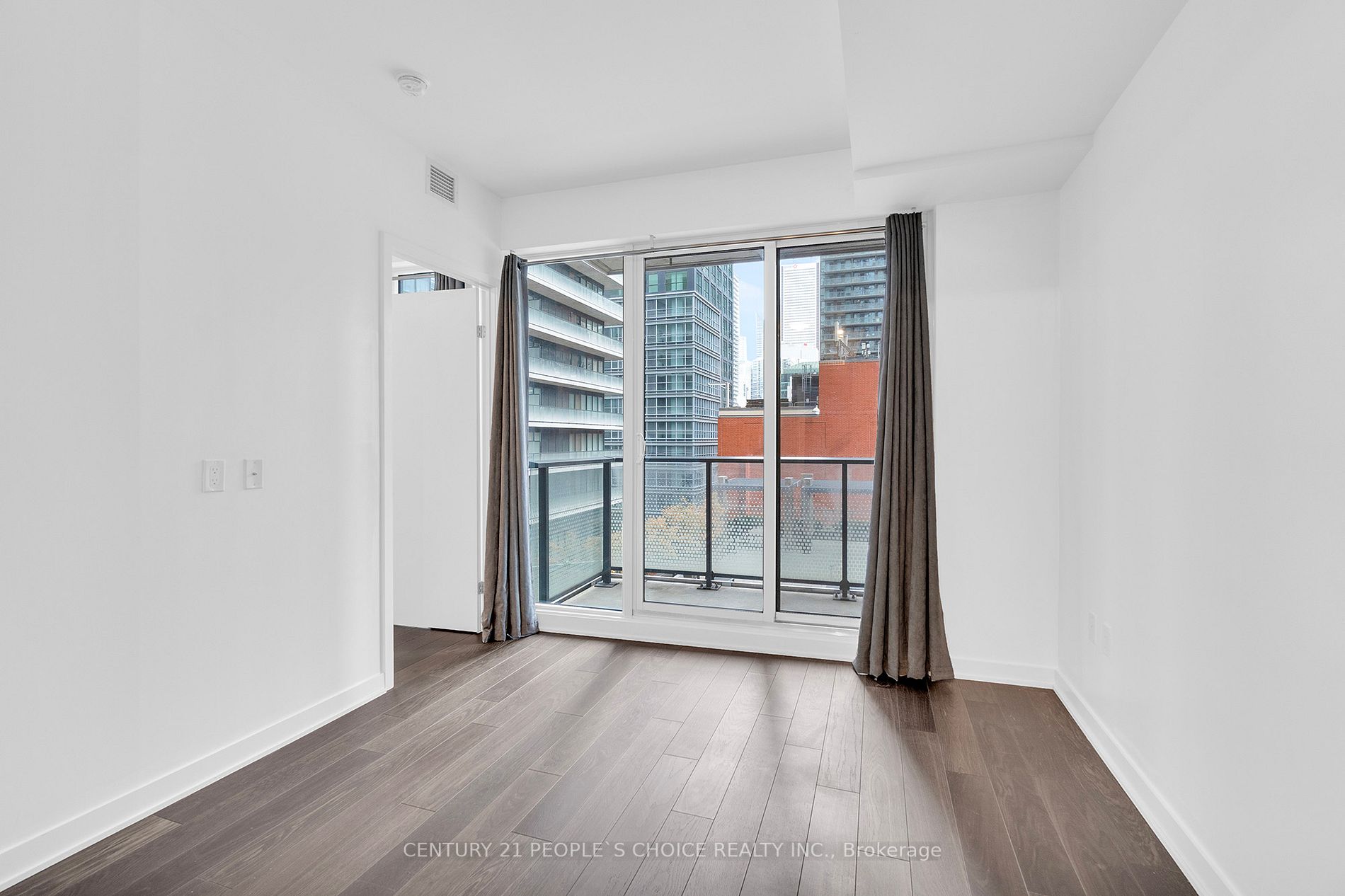 115 Blue Jays Way, #1101