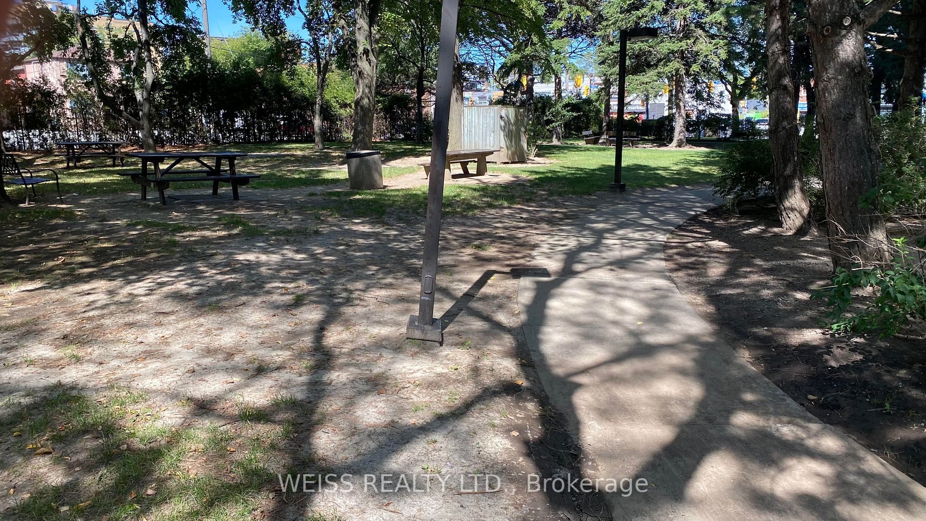3000 Bathurst St, #706