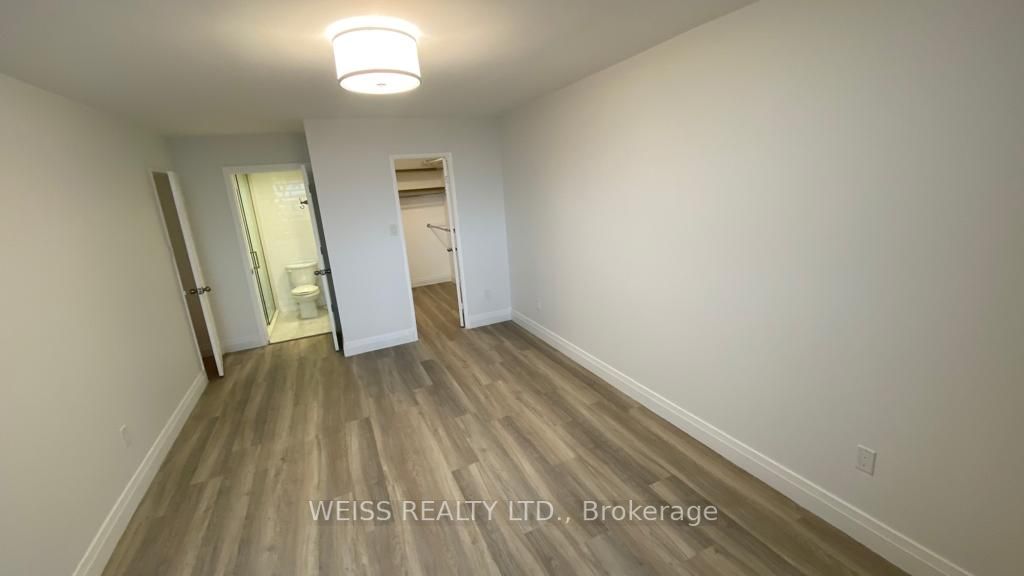 3000 Bathurst St, #706