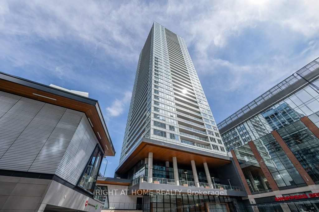 17 Bathurst St, #1112