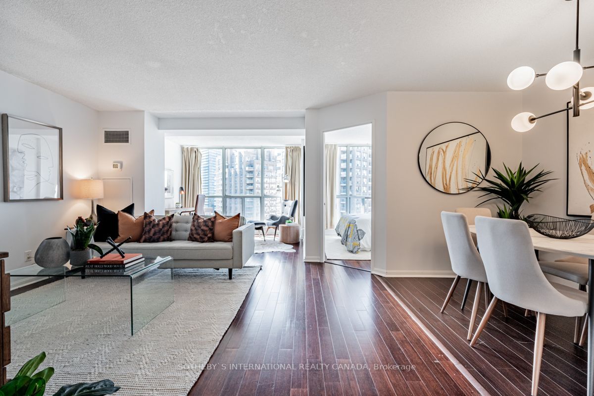 24 Wellesley St W, #2214
