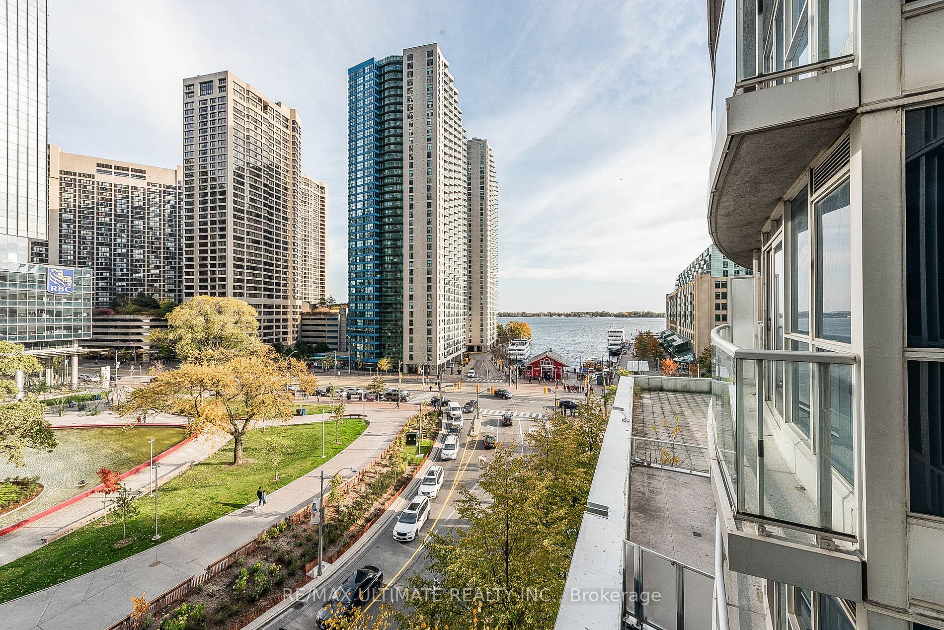 8 York St, #603