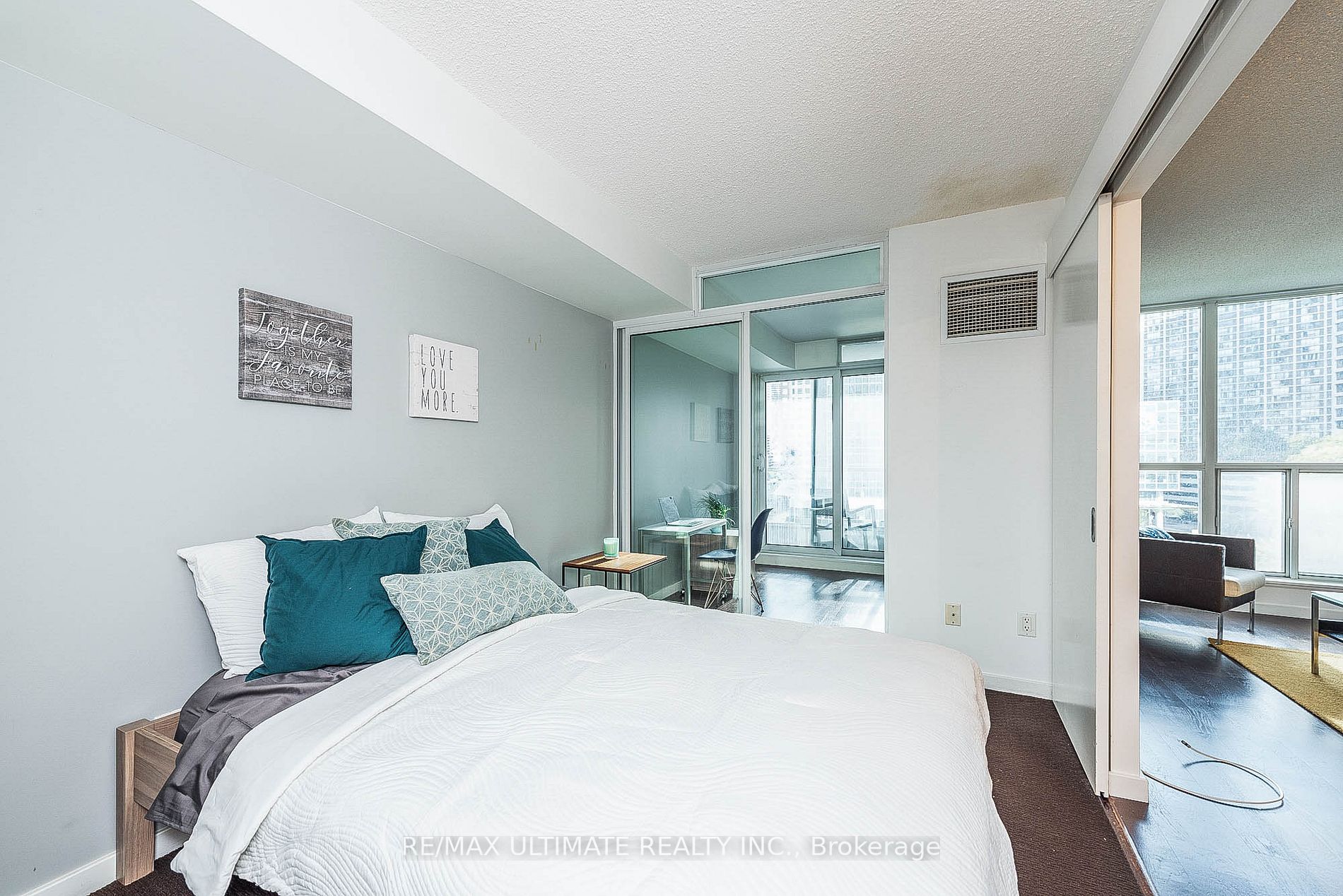 8 York St, #603