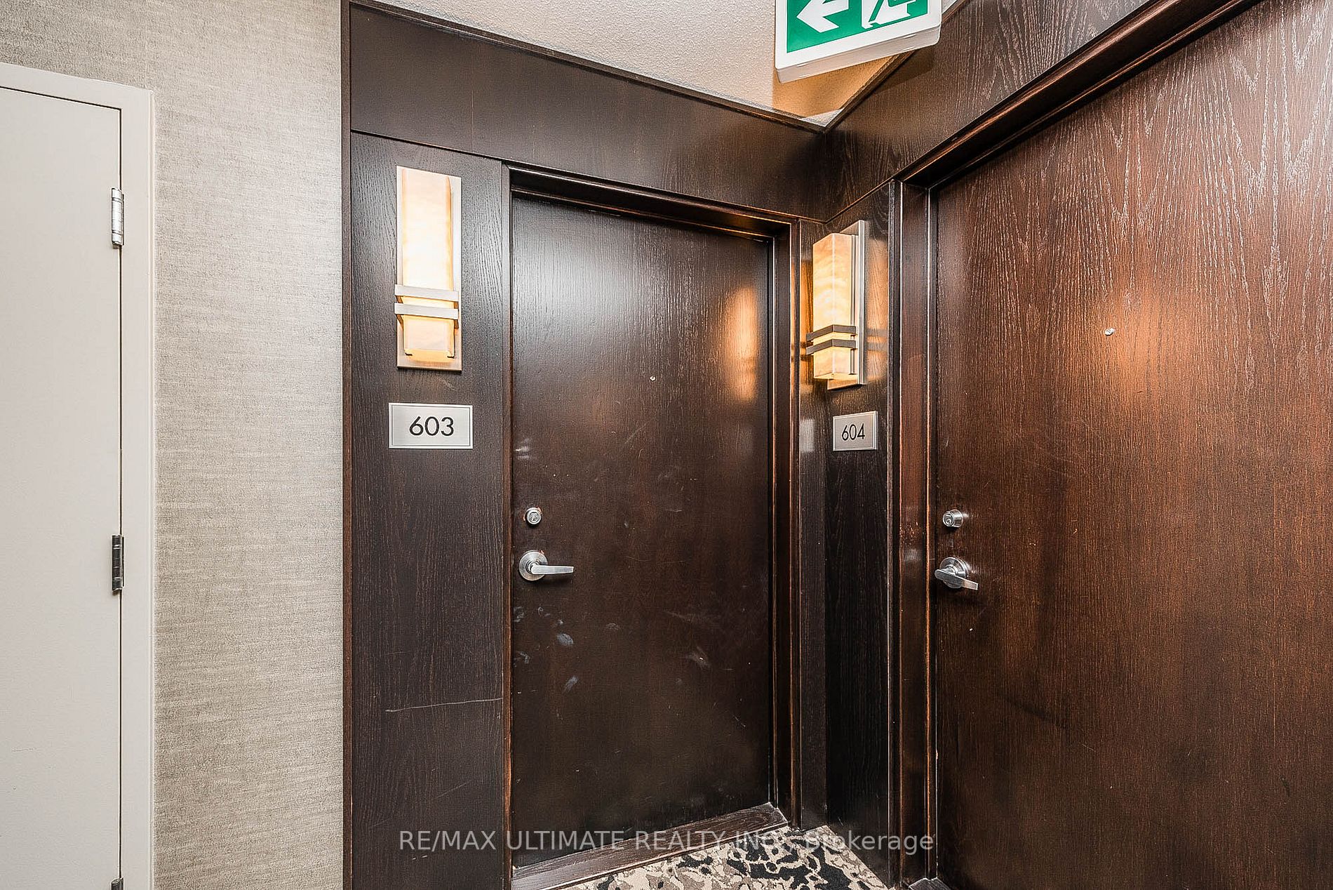8 York St, #603