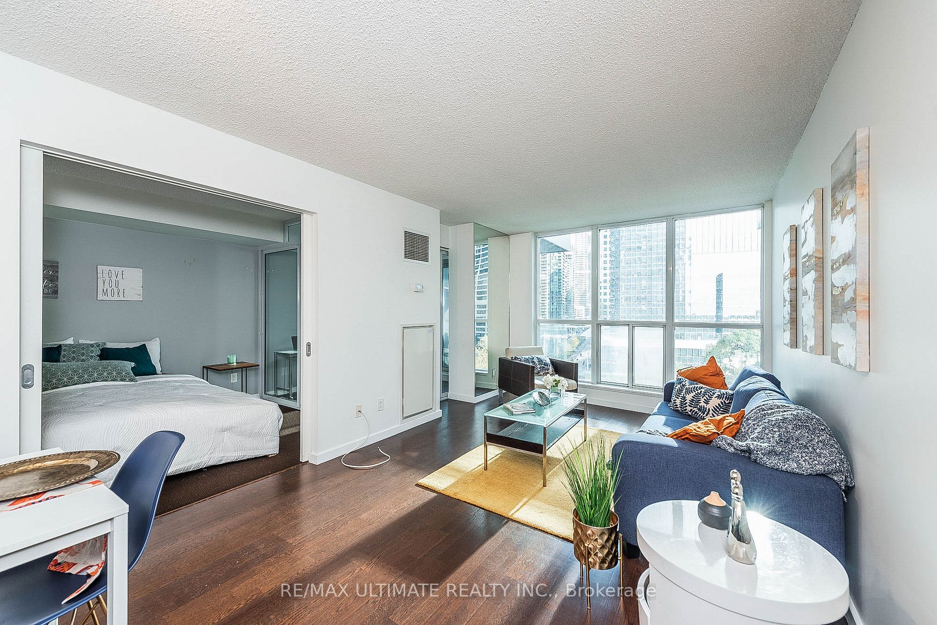 8 York St, #603