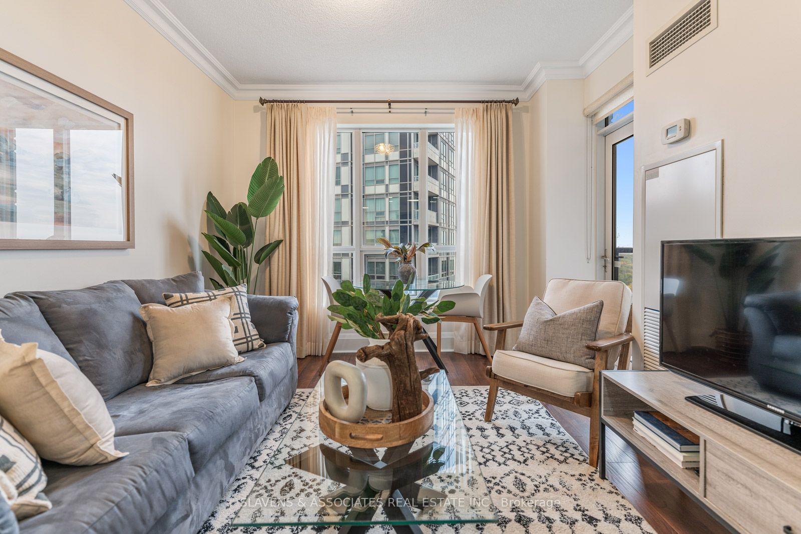 100 Harrison Garden Boulevard, #1521