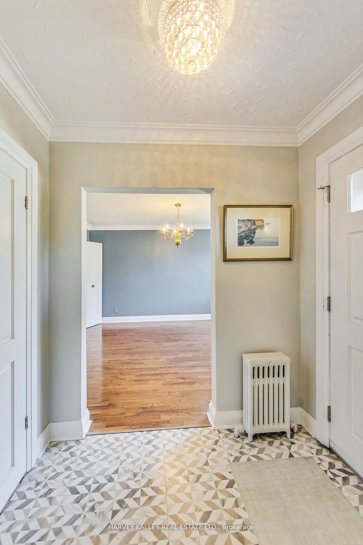 102 De Vere Gdns