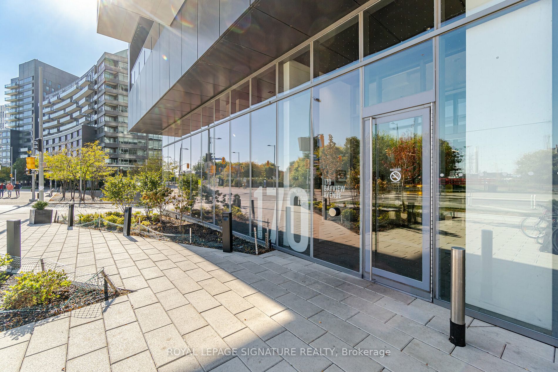 170 Bayview Ave, #716