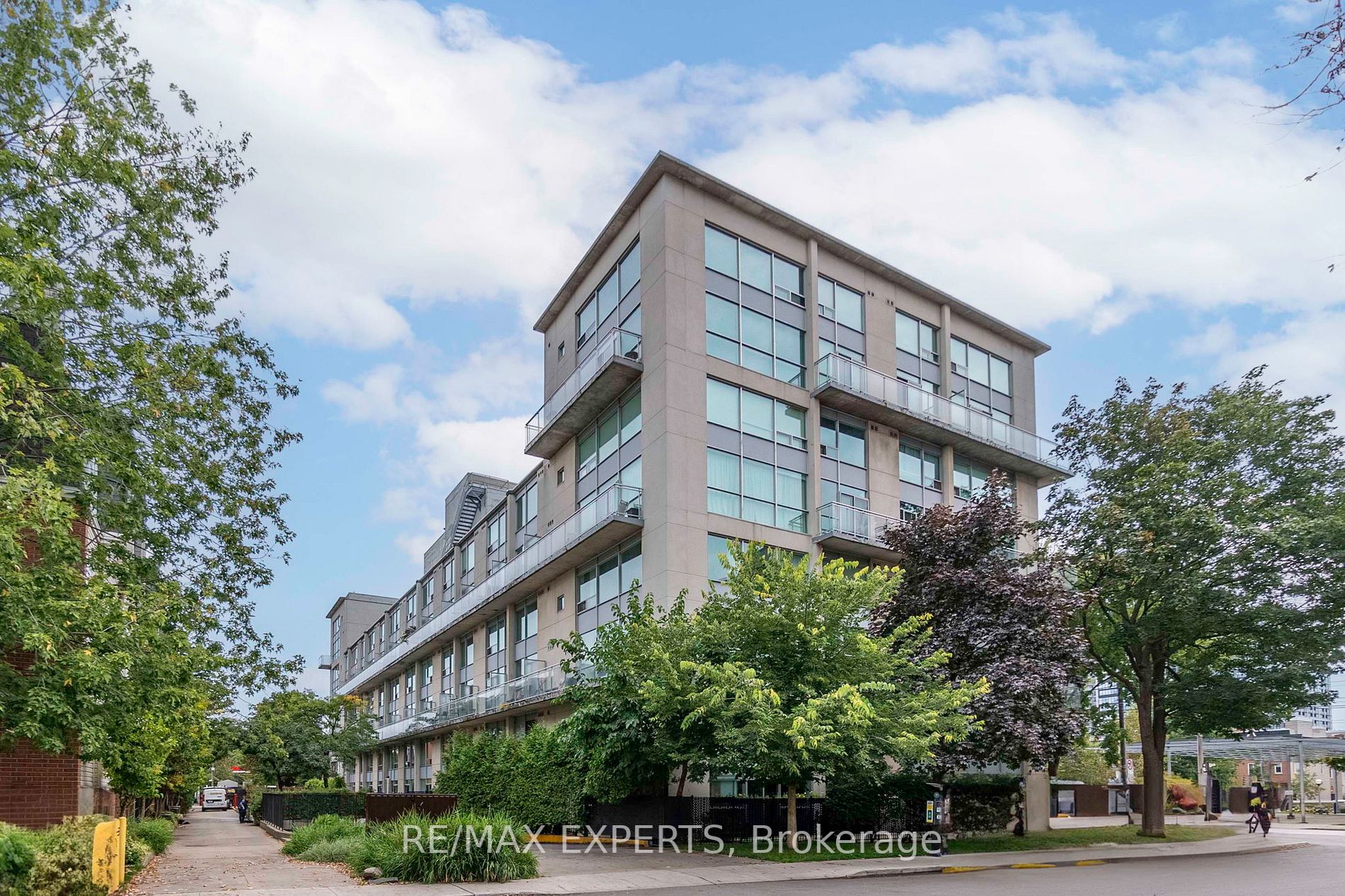 954 King St W, #522