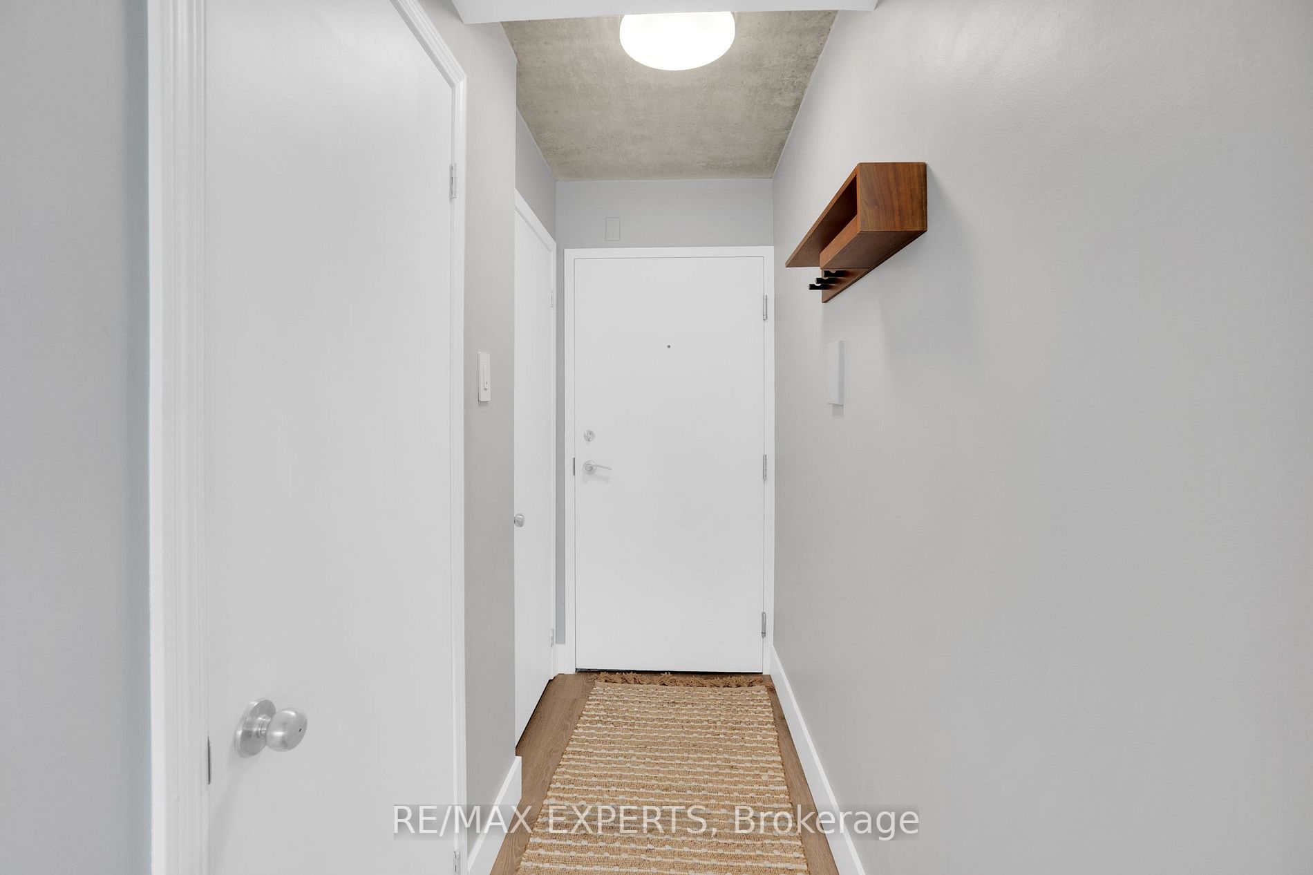 954 King St W, #522
