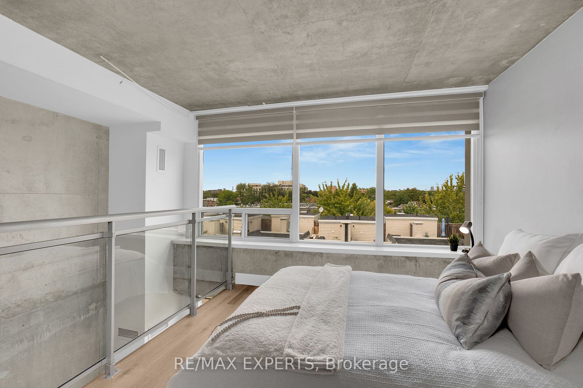 954 King St W, #522