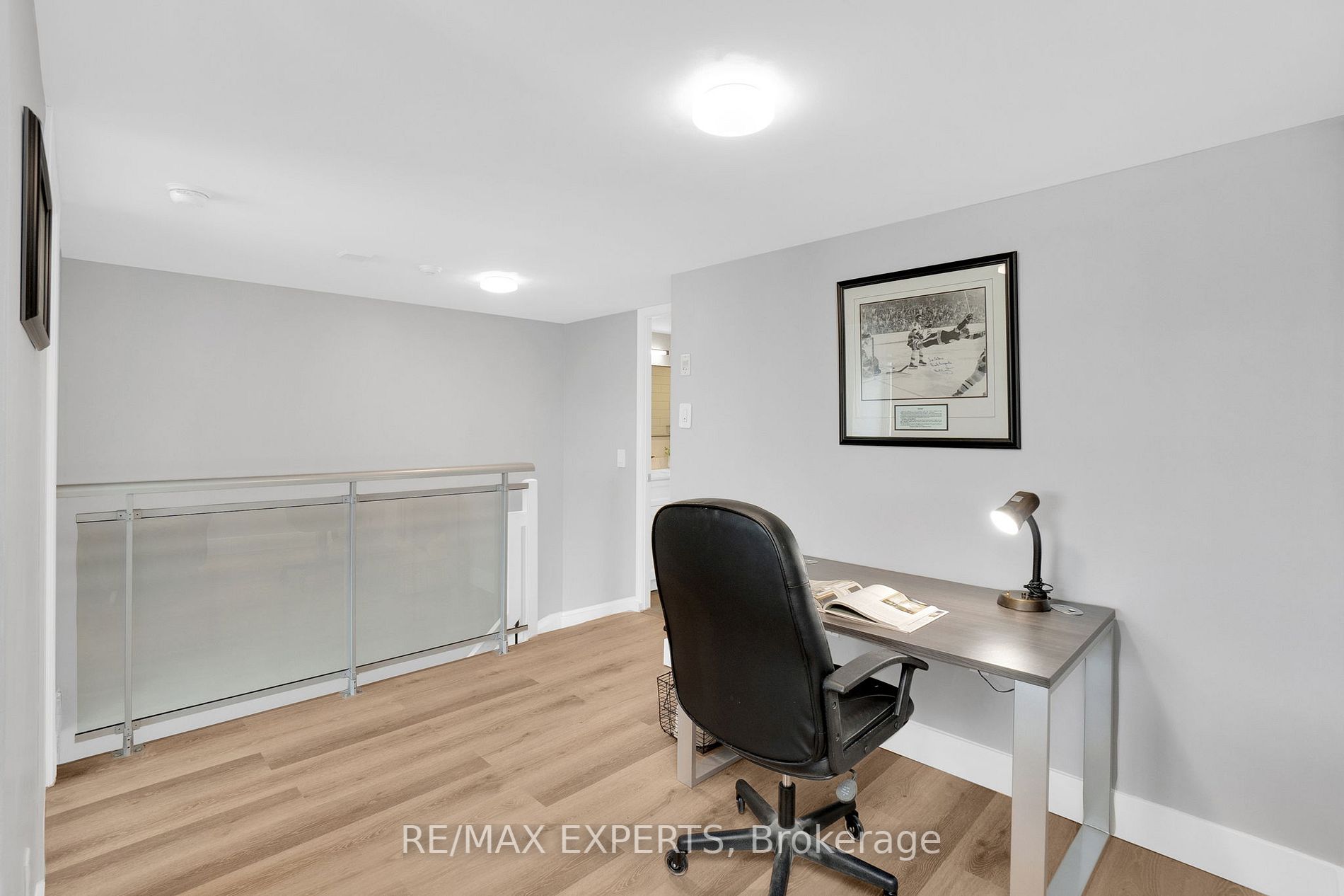 954 King St W, #522