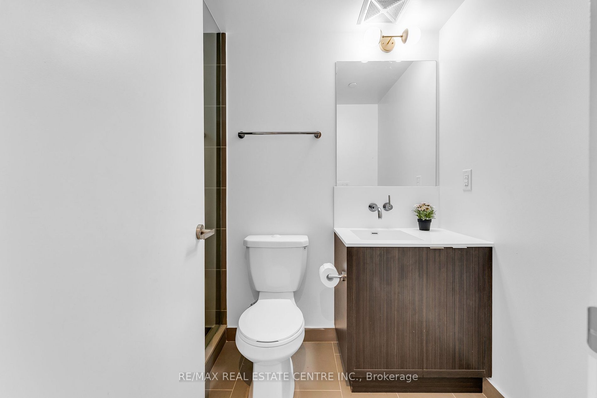 100 Harbour St, #1202