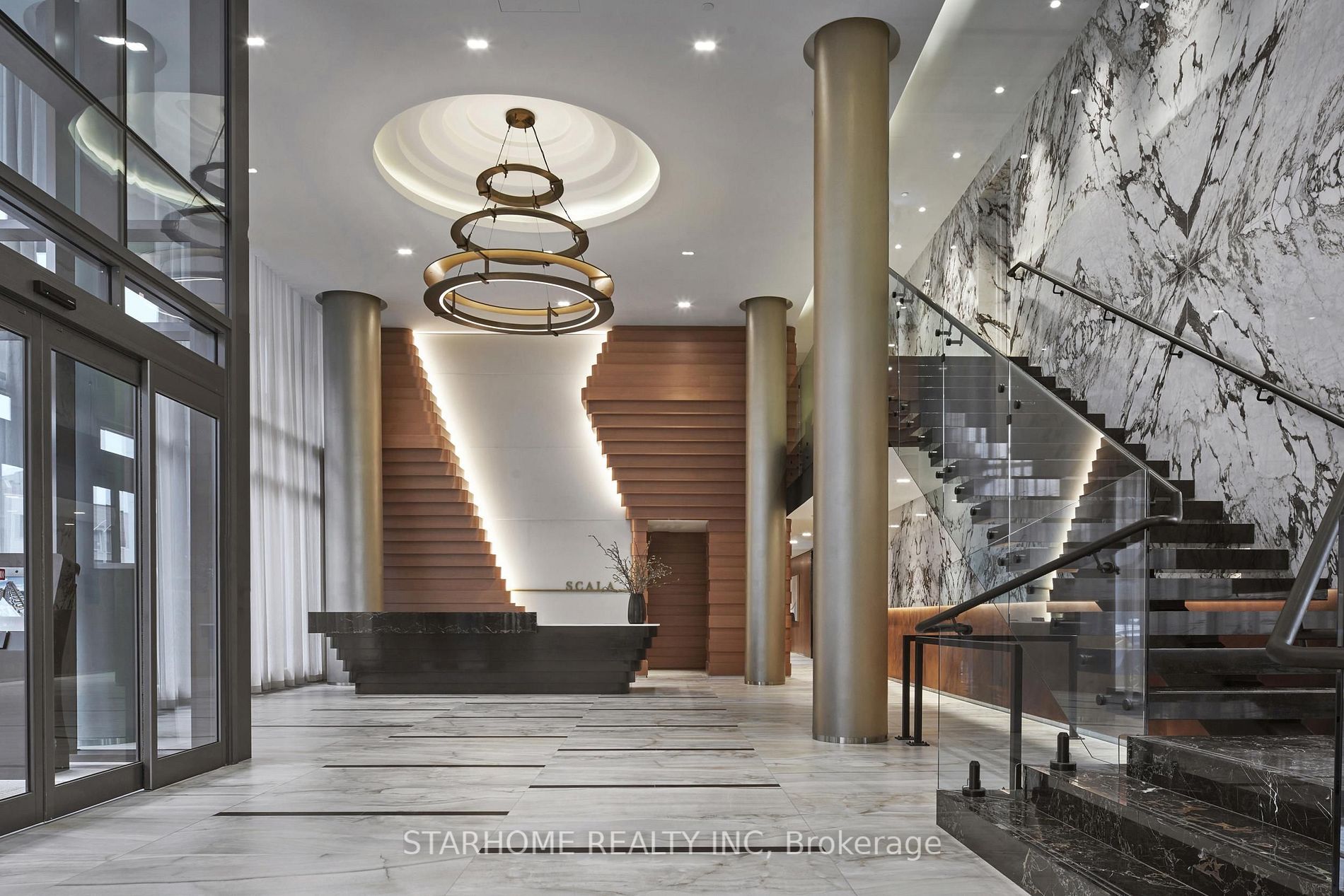 25 Adra Grado Way, #258