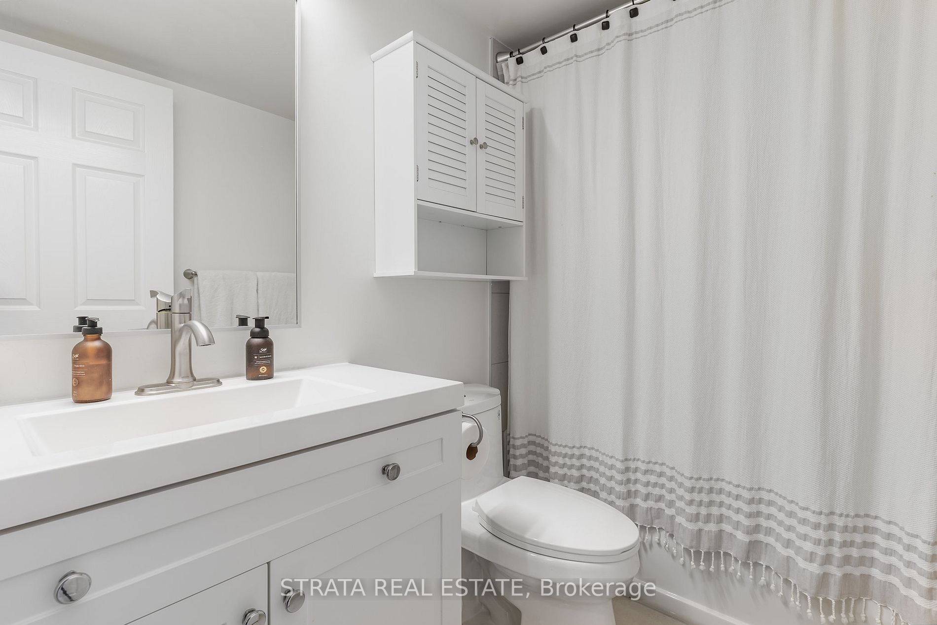 30 Grand Trunk Cres, #2505
