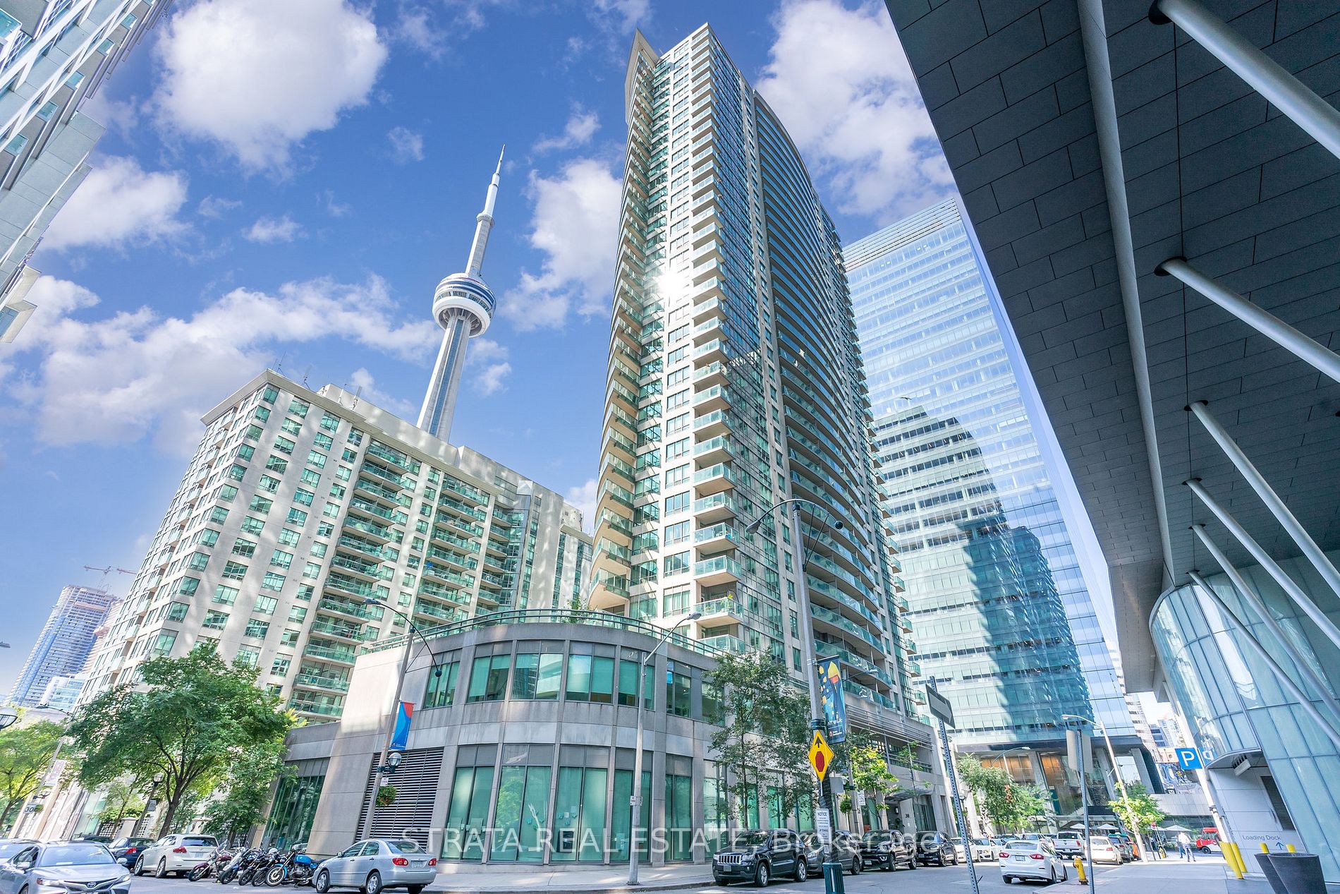 30 Grand Trunk Cres, #2505