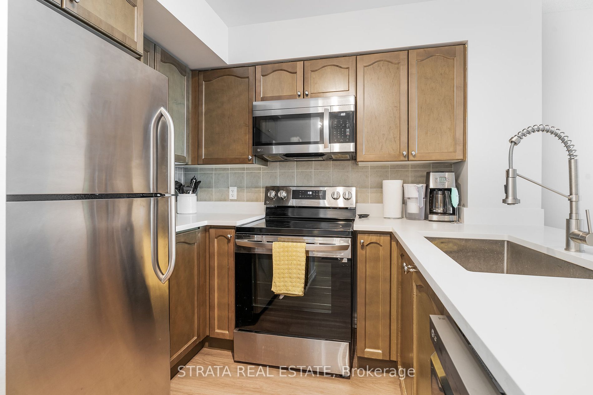 30 Grand Trunk Cres, #2505