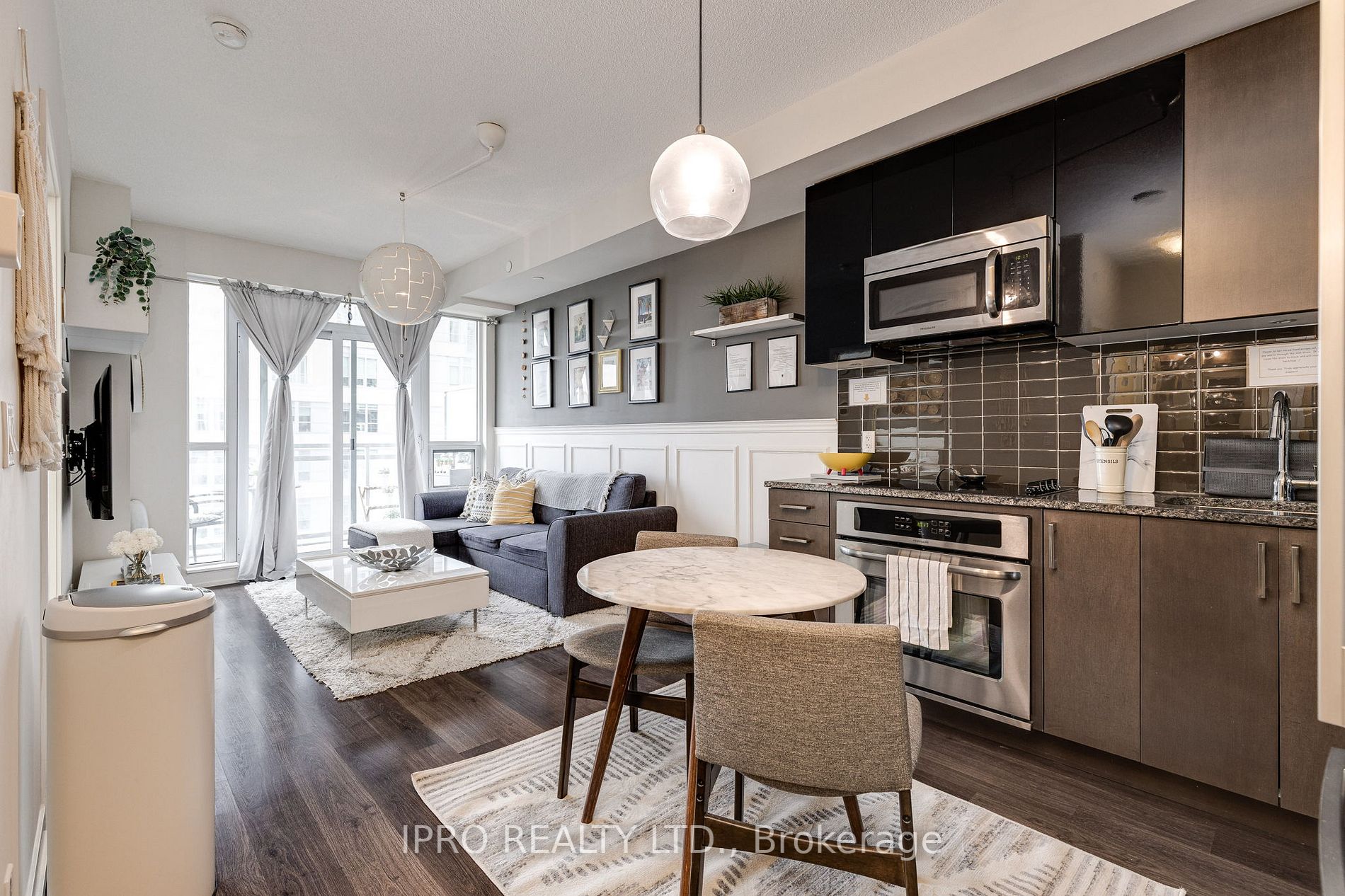 98 Lillian St, #1019