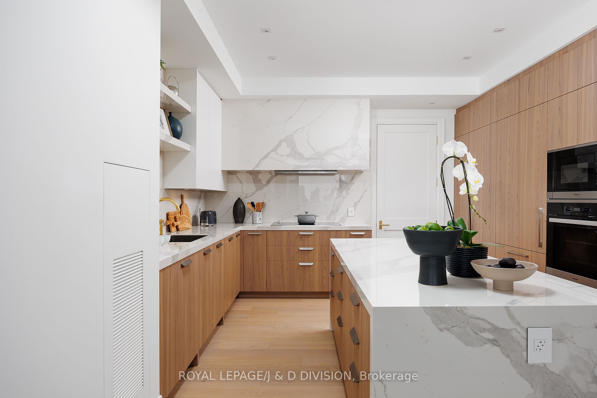 200 Cumberland St, #3403