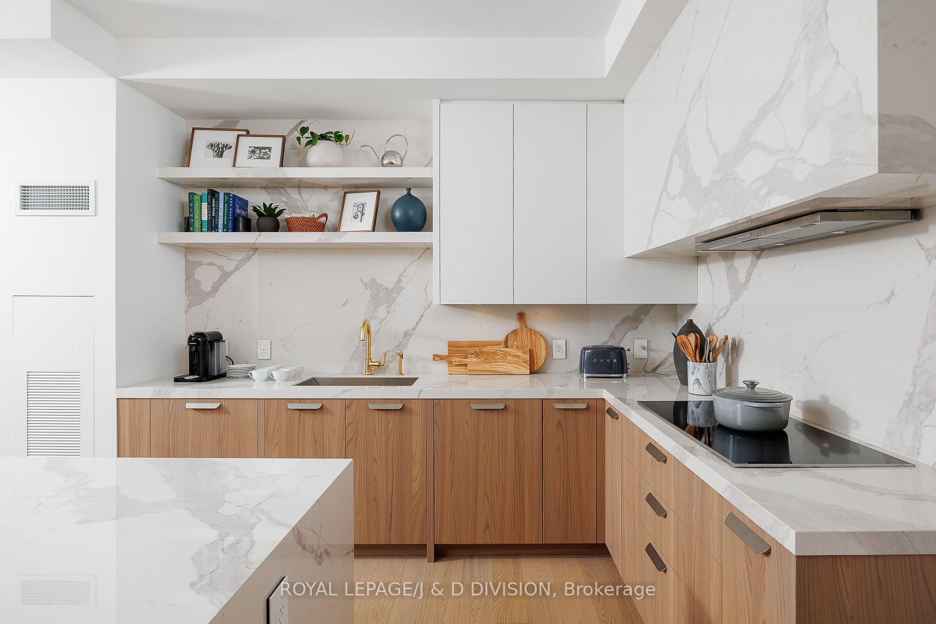 200 Cumberland St, #3403