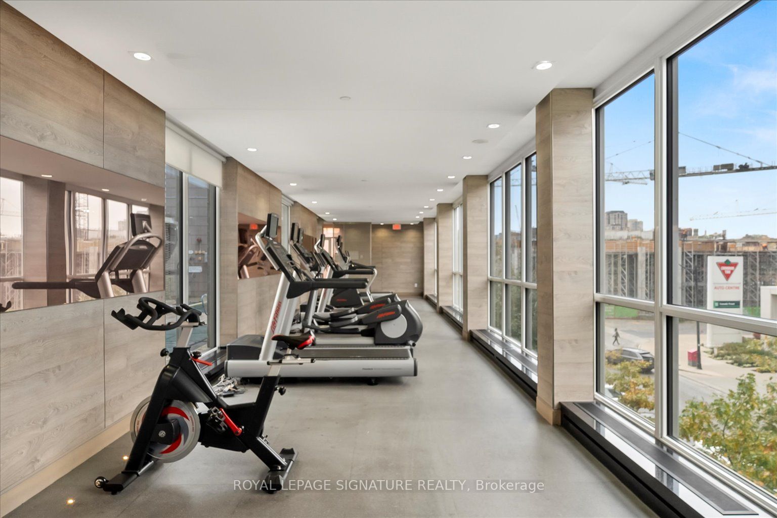 121 Mcmahon Dr, #3517