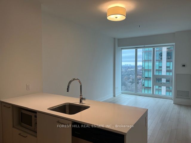 310 Tweedsmuir Ave, #2103
