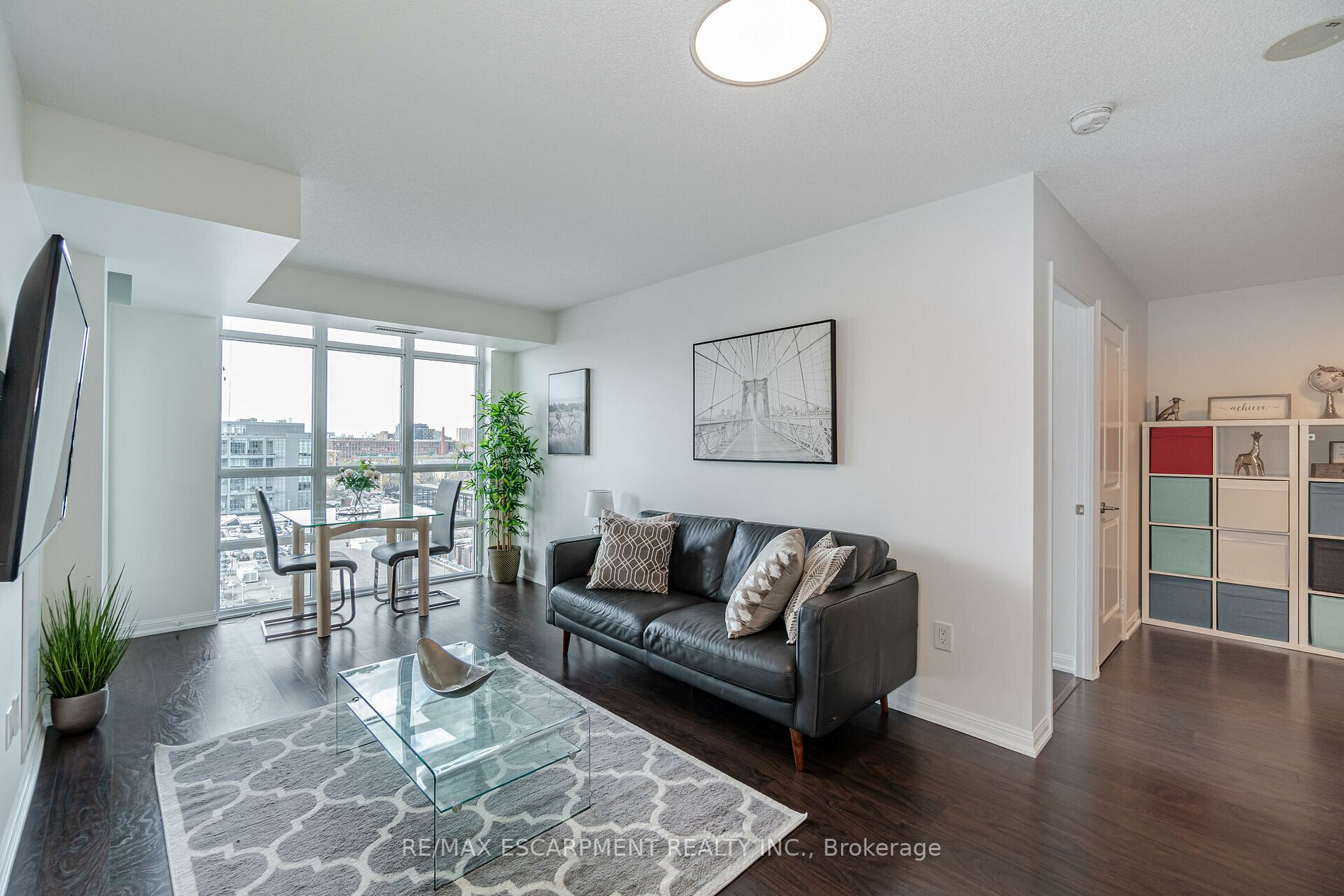 85 East Liberty St, #1301