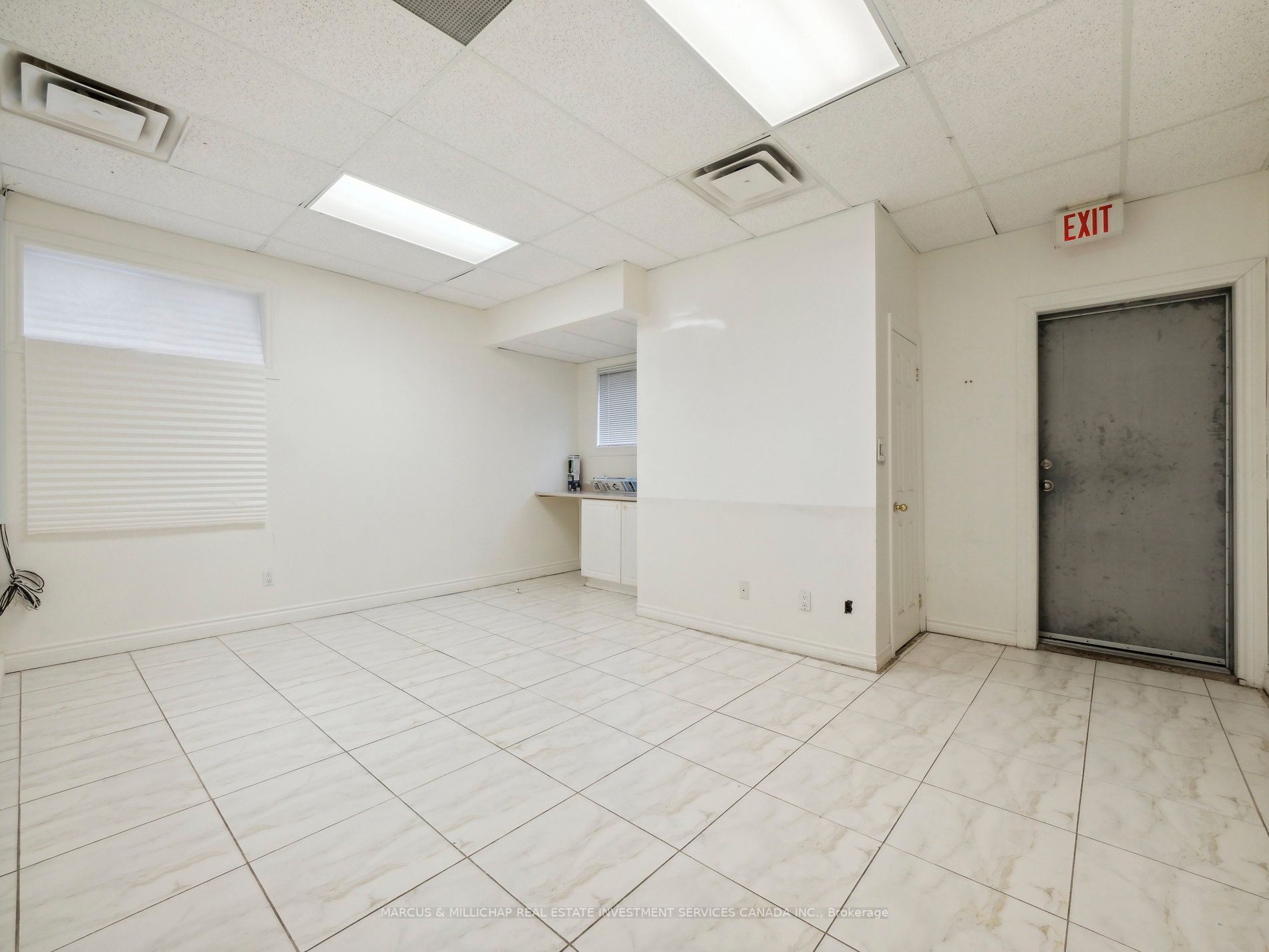 858 Sheppard Ave W