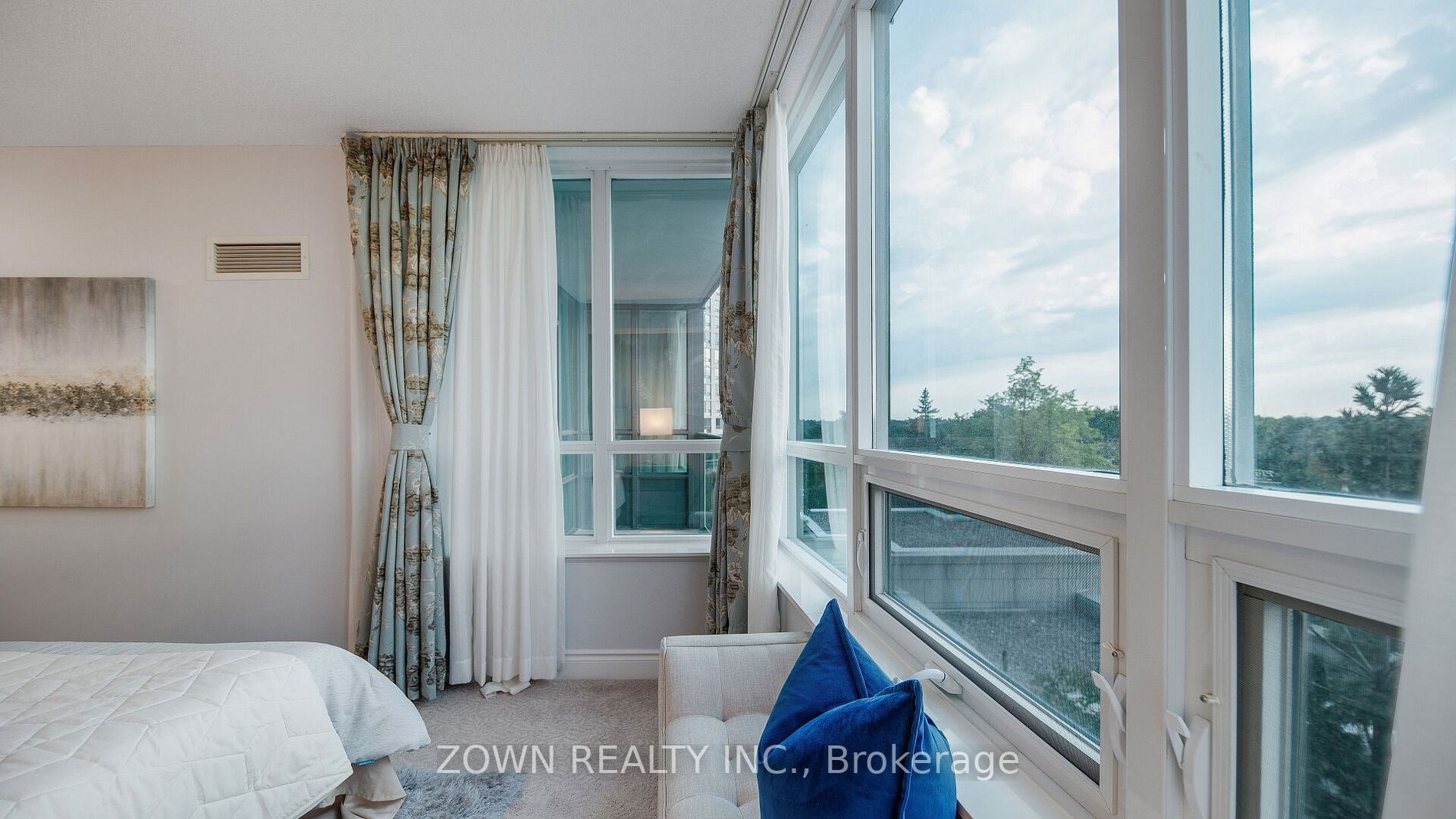 15 Greenview Ave, #507